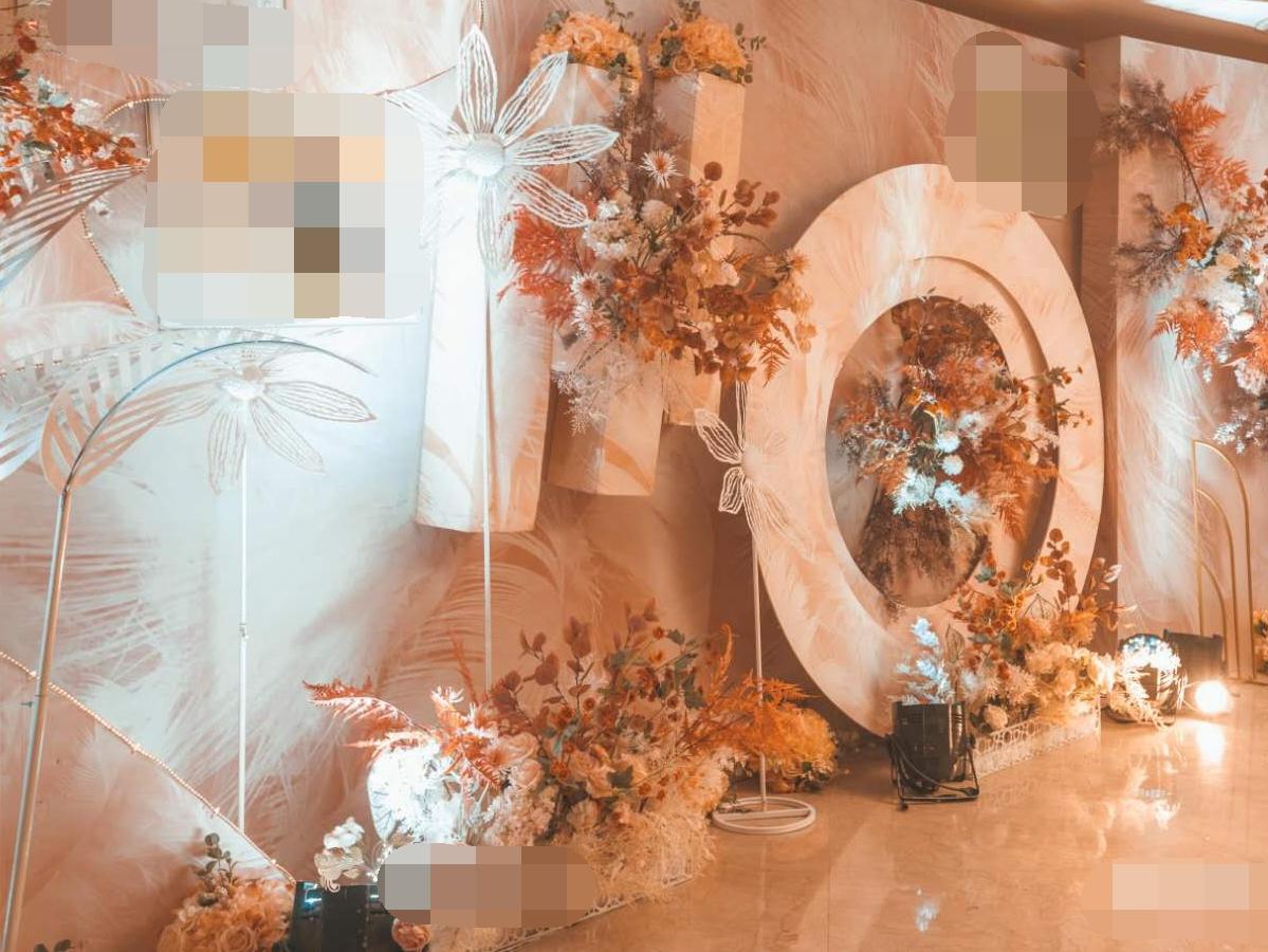 铜陵金满庭婚礼中档宴会厅婚礼5999元