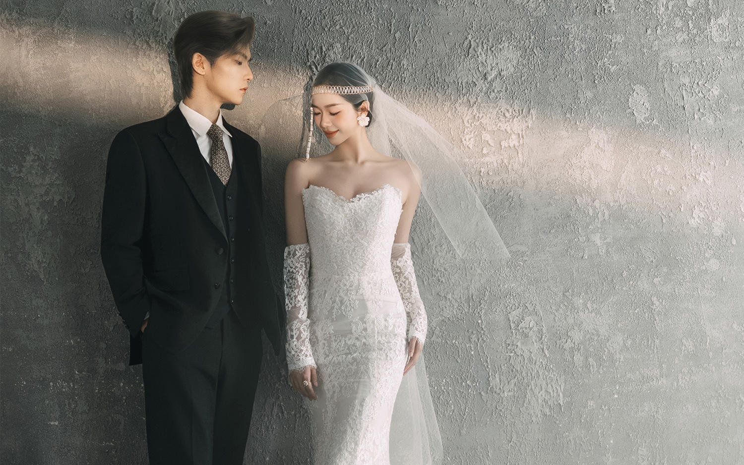 🎨光影主纱婚纱照也太优雅了💫