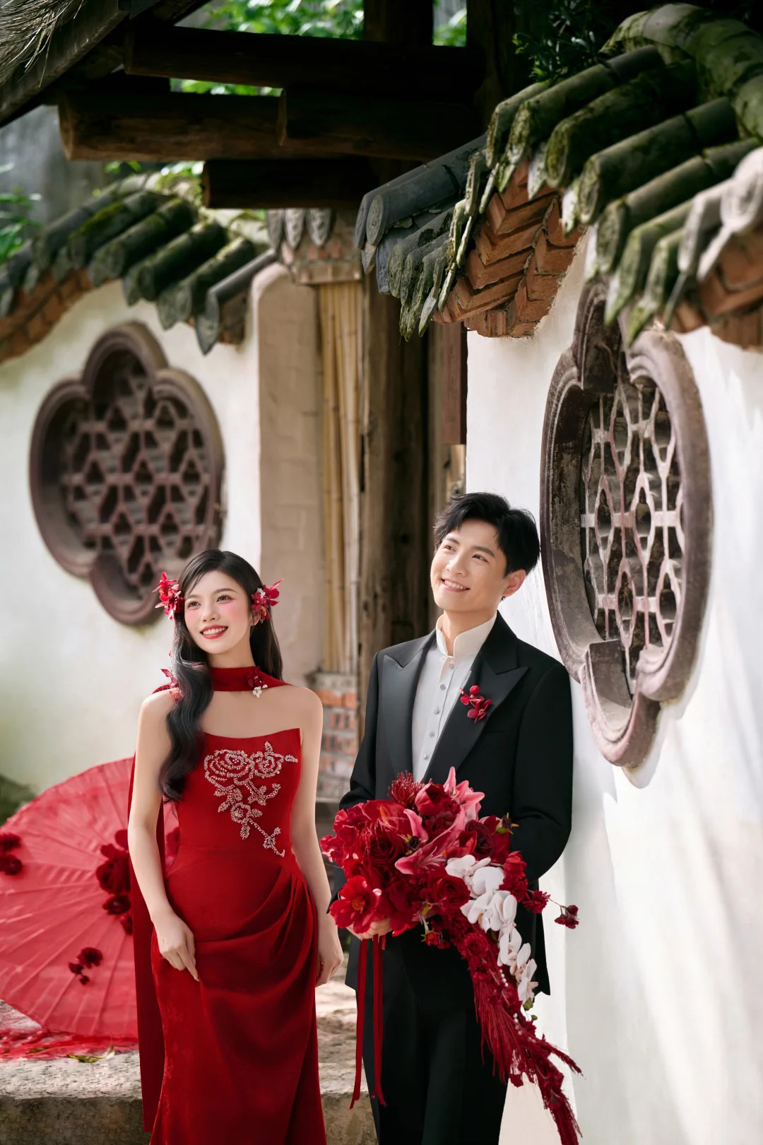 老祖宗的审美yyds！园林红裳✨拍出高级东方欲感