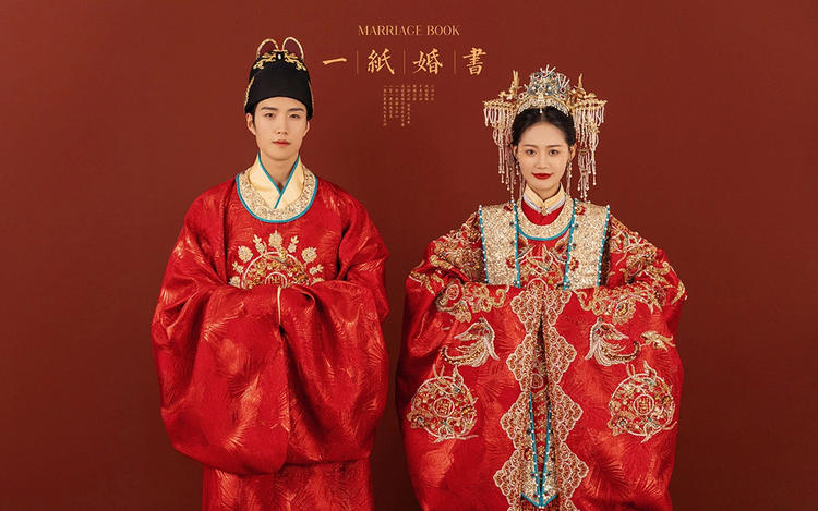華流才是頂流 中式國(guó)風(fēng)婚紗照儀式感超足！