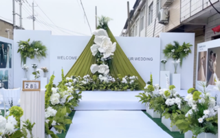 白绿色布幔纸艺西式婚礼