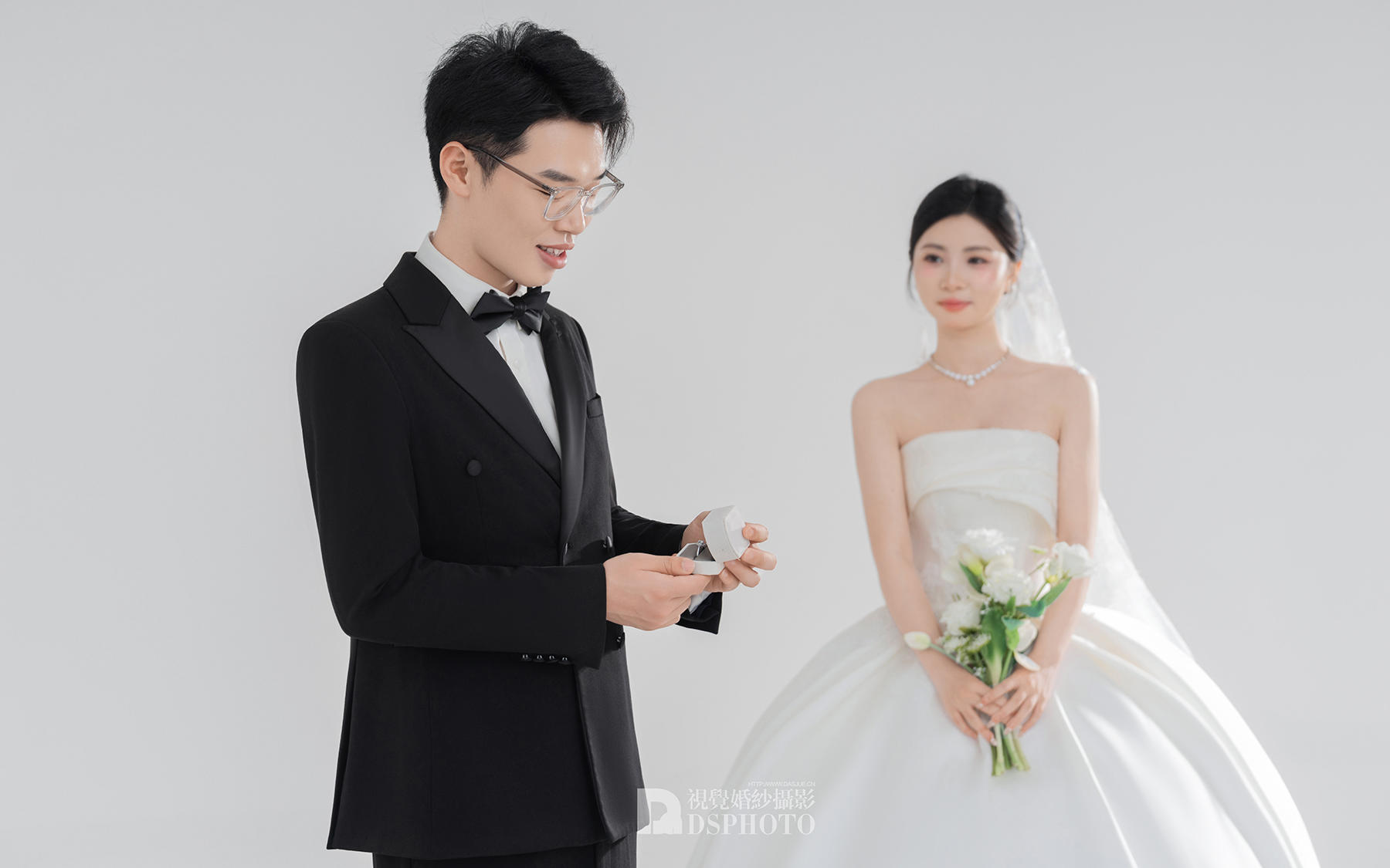 被夸爆的极简主纱婚纱照｜高级感直接拉满
