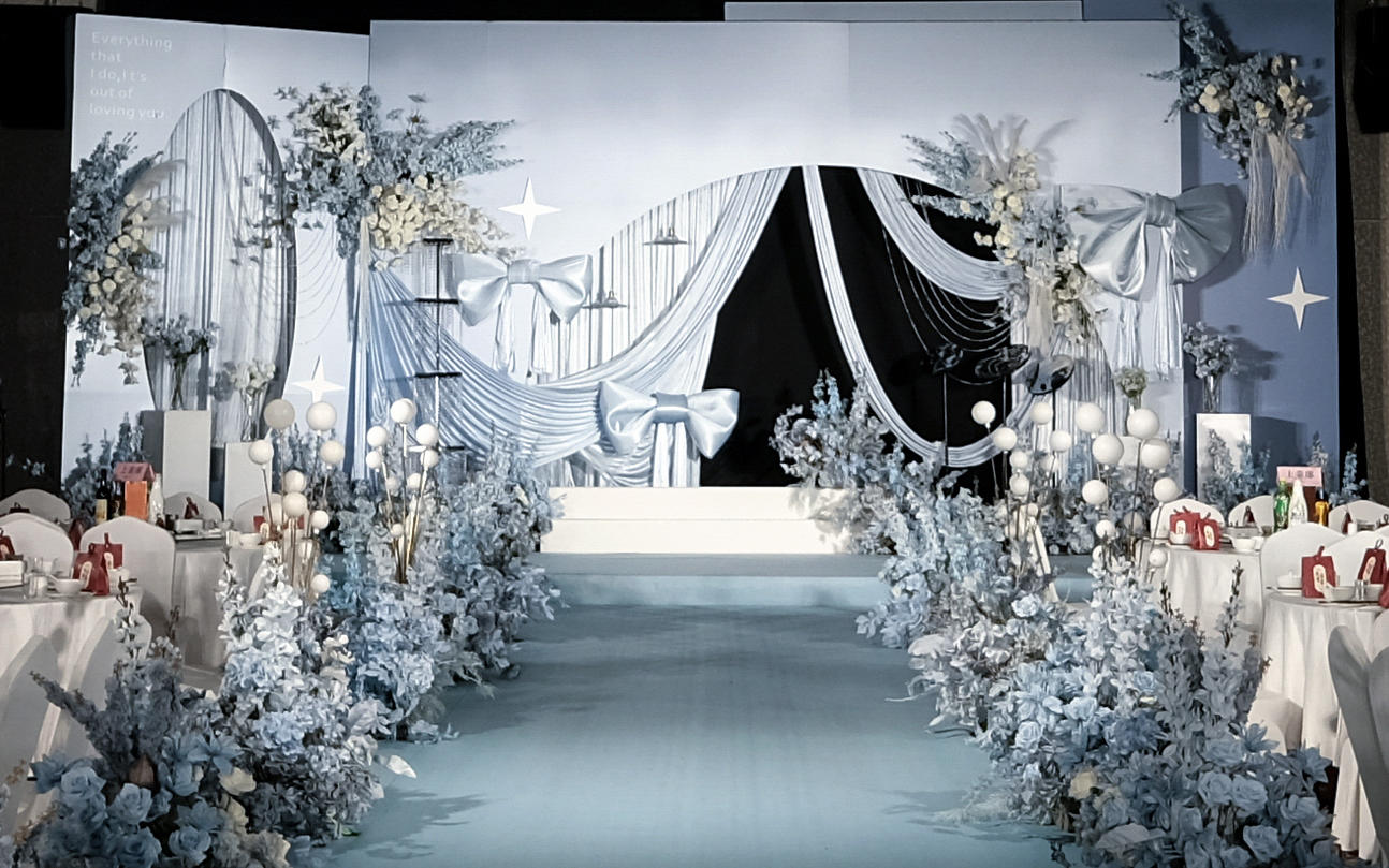 和愛情撞個滿懷 丨霧霾藍(lán)主題婚禮