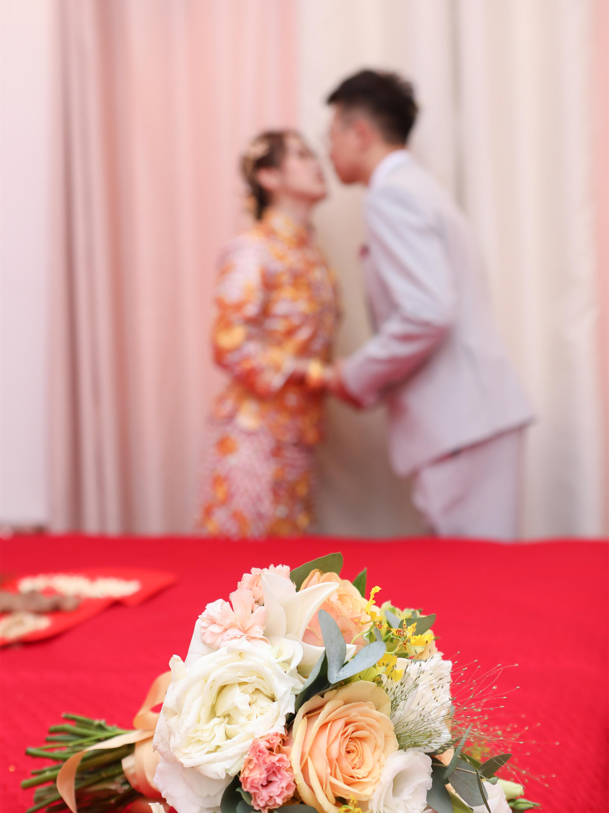 婚礼摄影（单机）+婚礼录像（双机）+席前回放