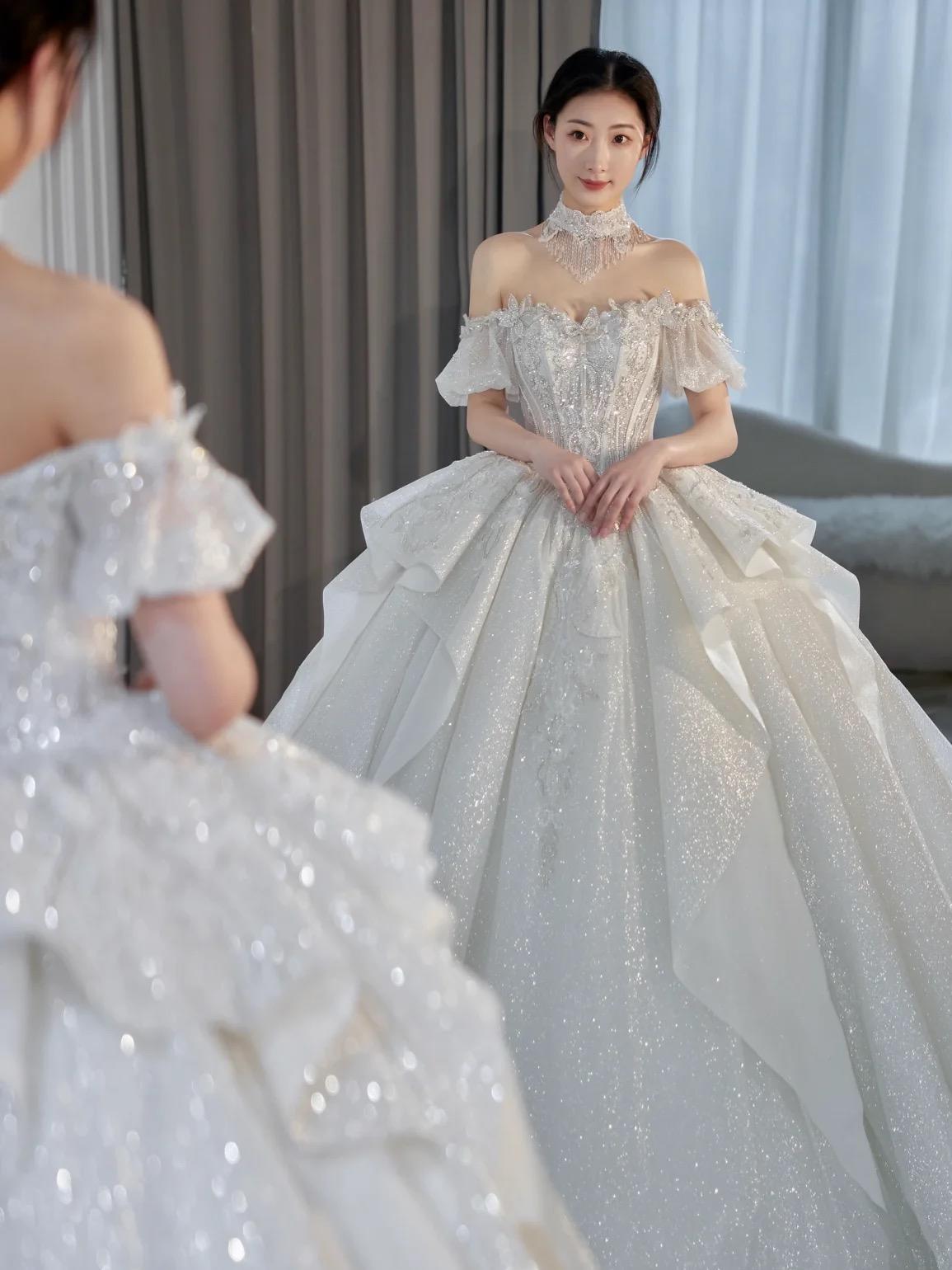 闪闪银河系一字肩婚纱