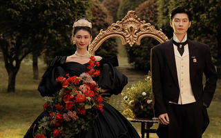 浪漫至死不渝 玫瑰➕黑纱美出圈的赫本婚纱照