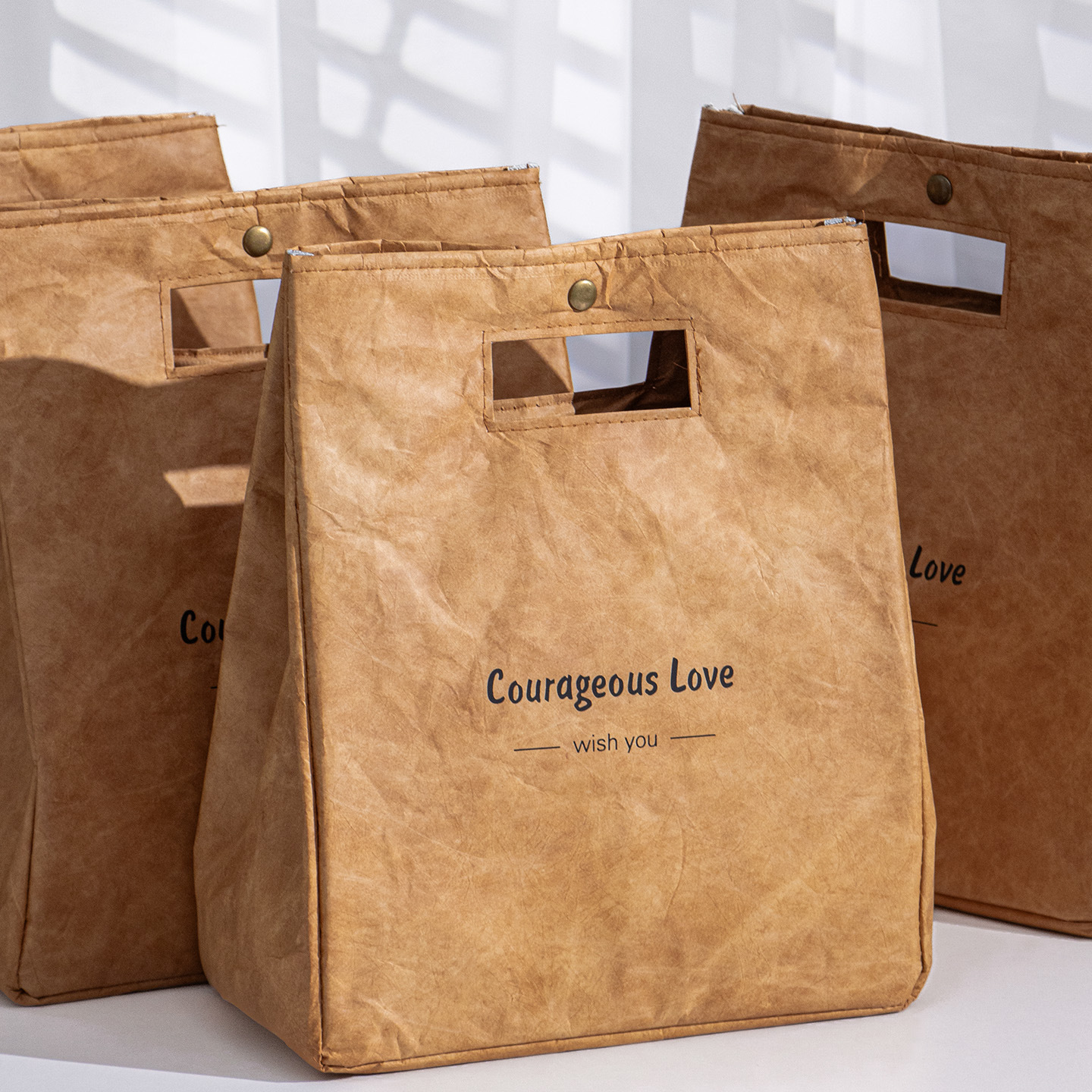 杜邦紙手提袋伴郎高端商務(wù)伴手禮 