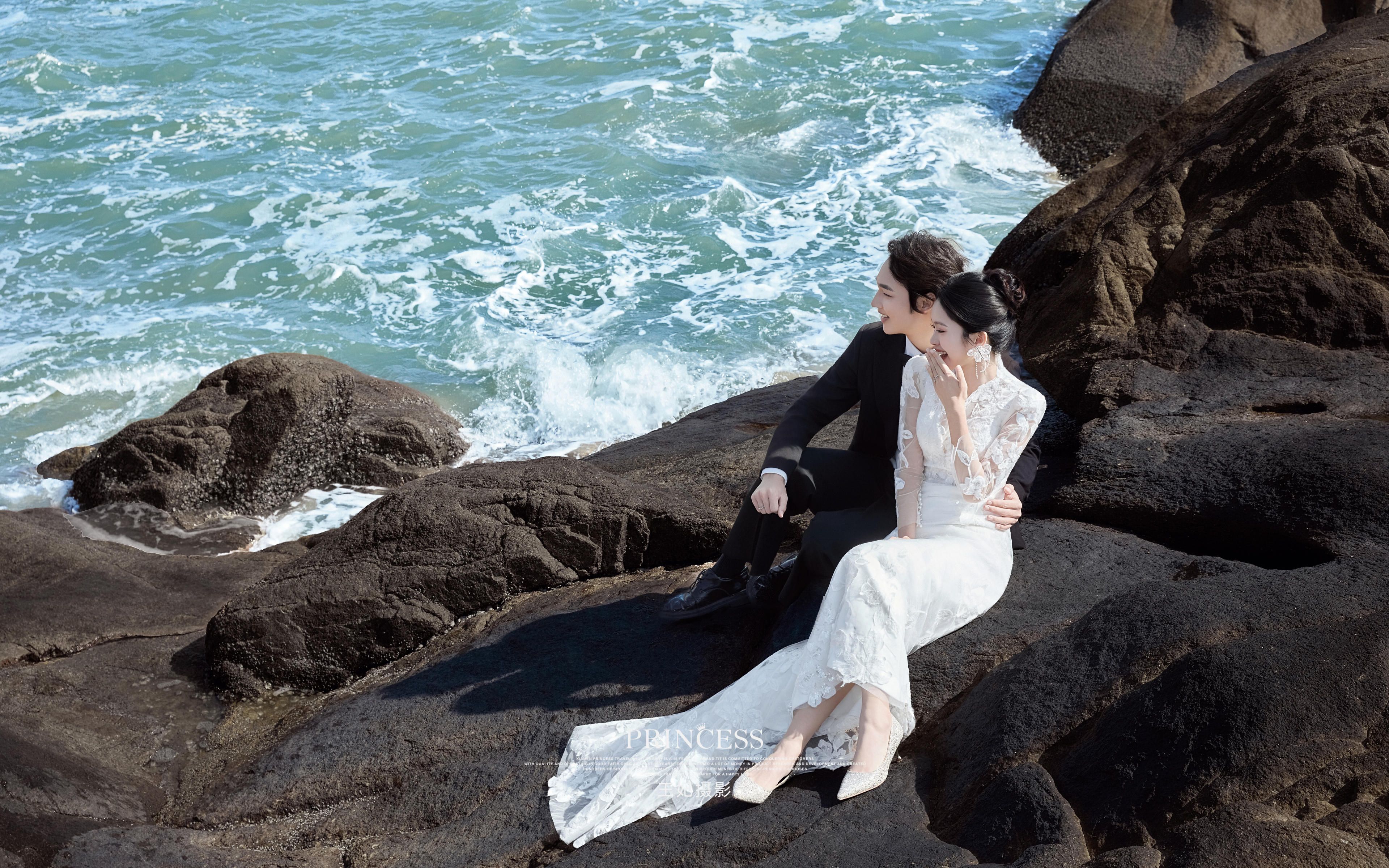 礁石極簡風格光影