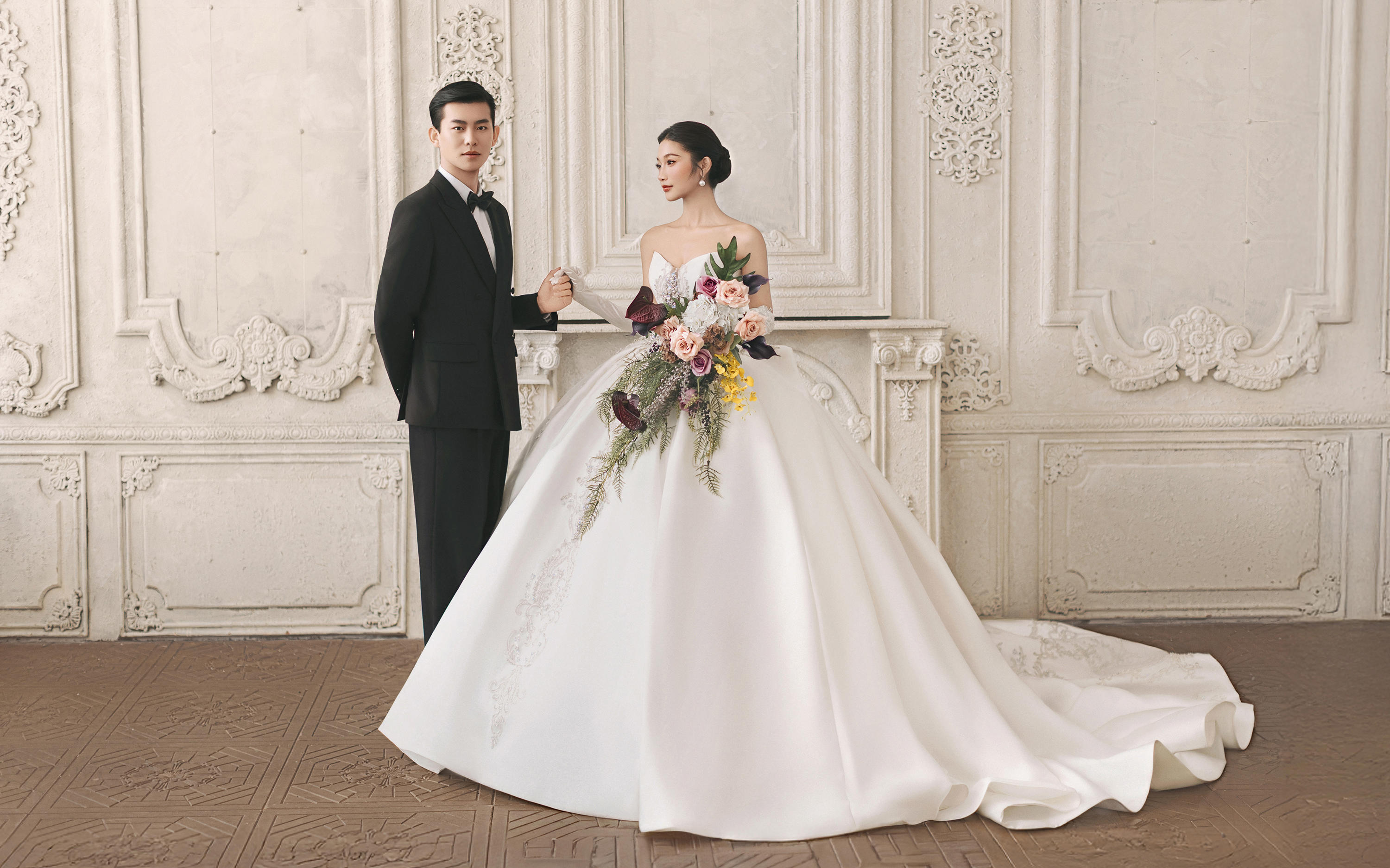 城堡般奢華的貴氣感，精致卻不刻意低調(diào)又不失高級(jí)感