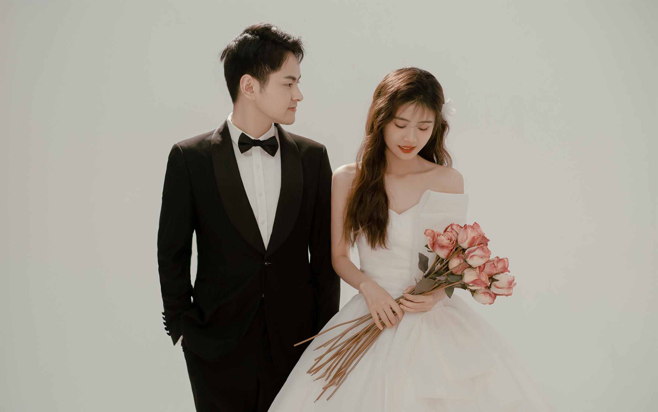 狠狠心動(dòng)了！結(jié)婚必拍的高級感主紗婚紗照