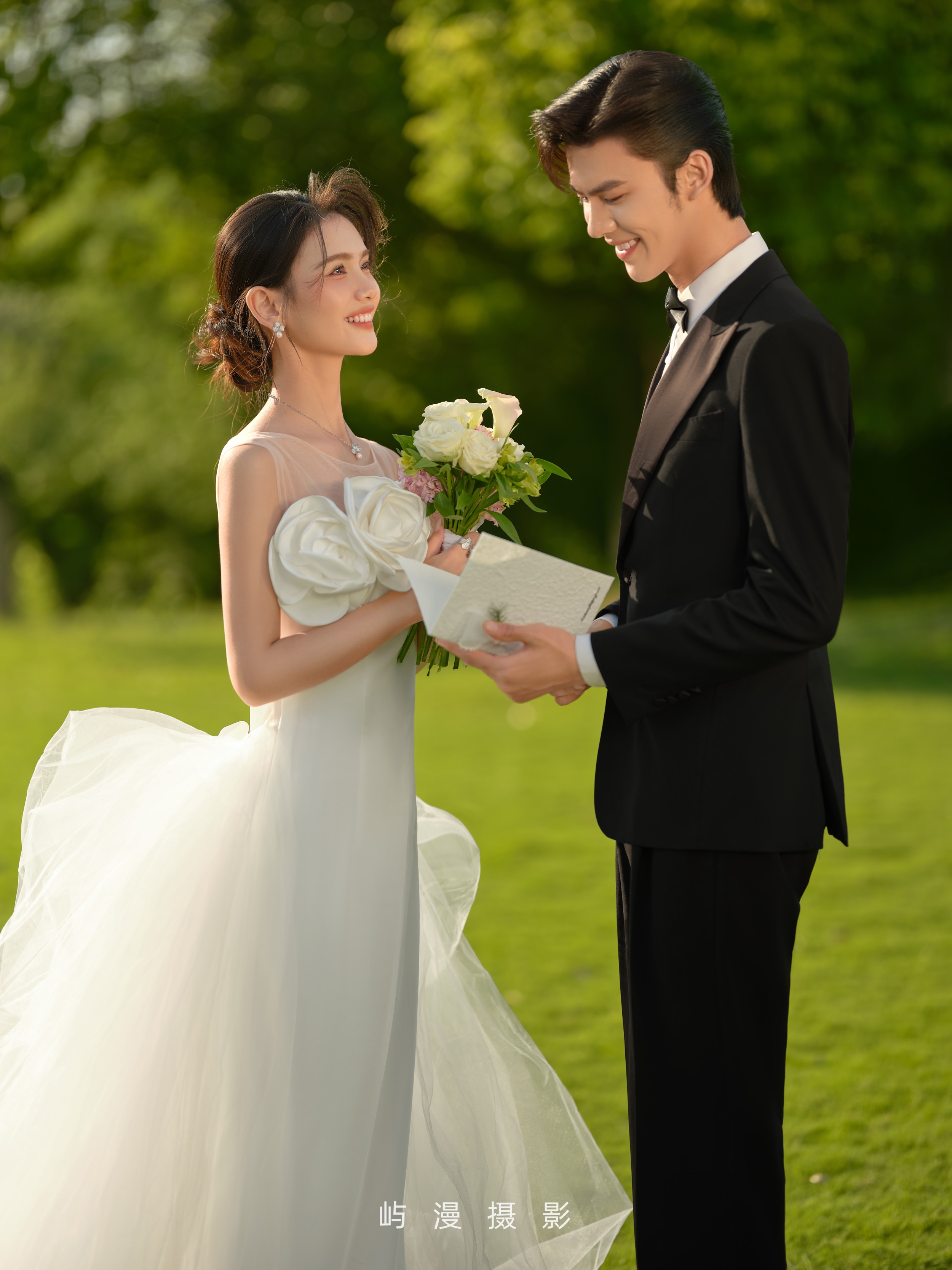 【店长推荐】主纱/教堂/海景/草坪/高级婚纱照