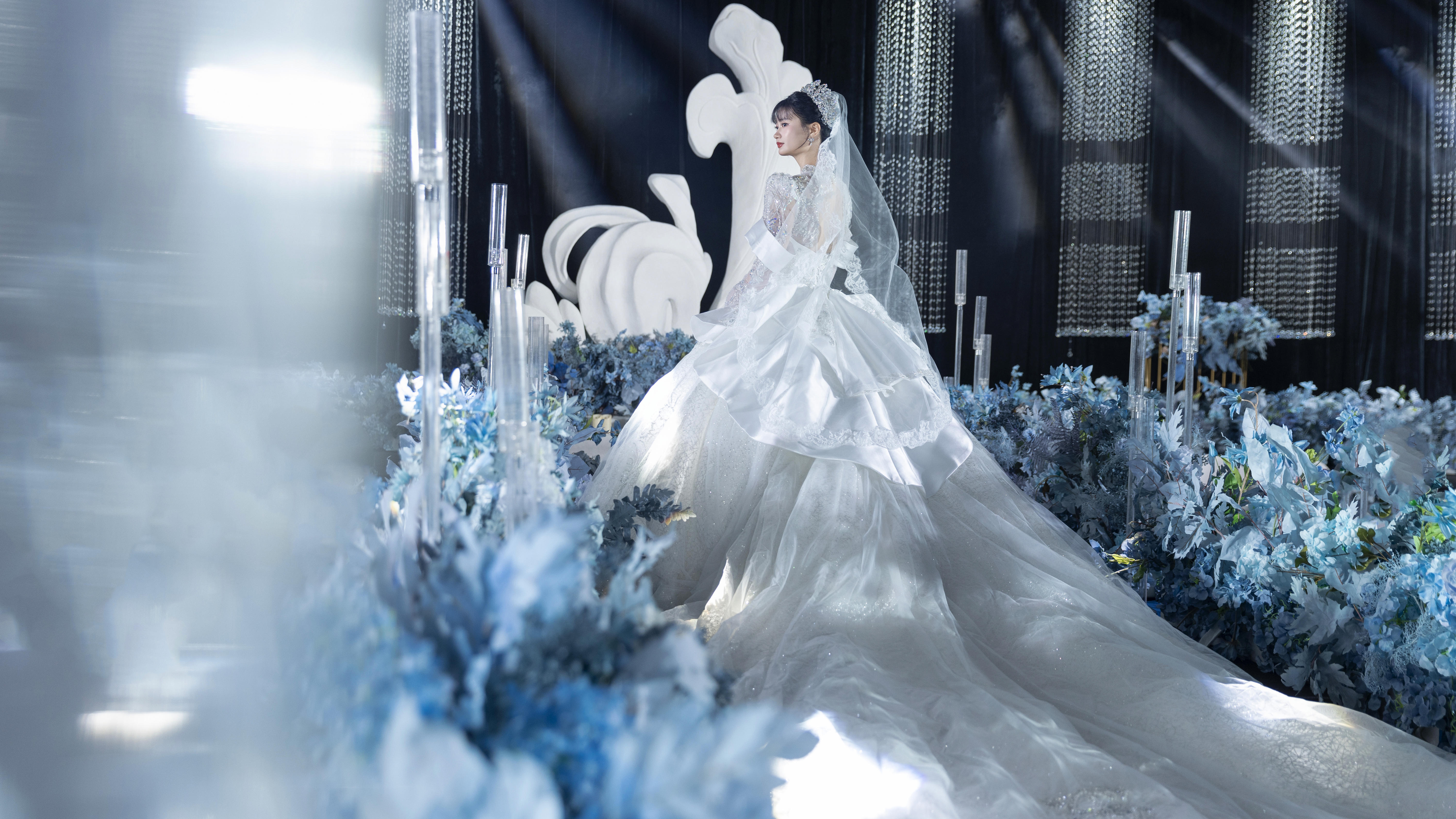 韓式風(fēng)格室內(nèi)婚禮