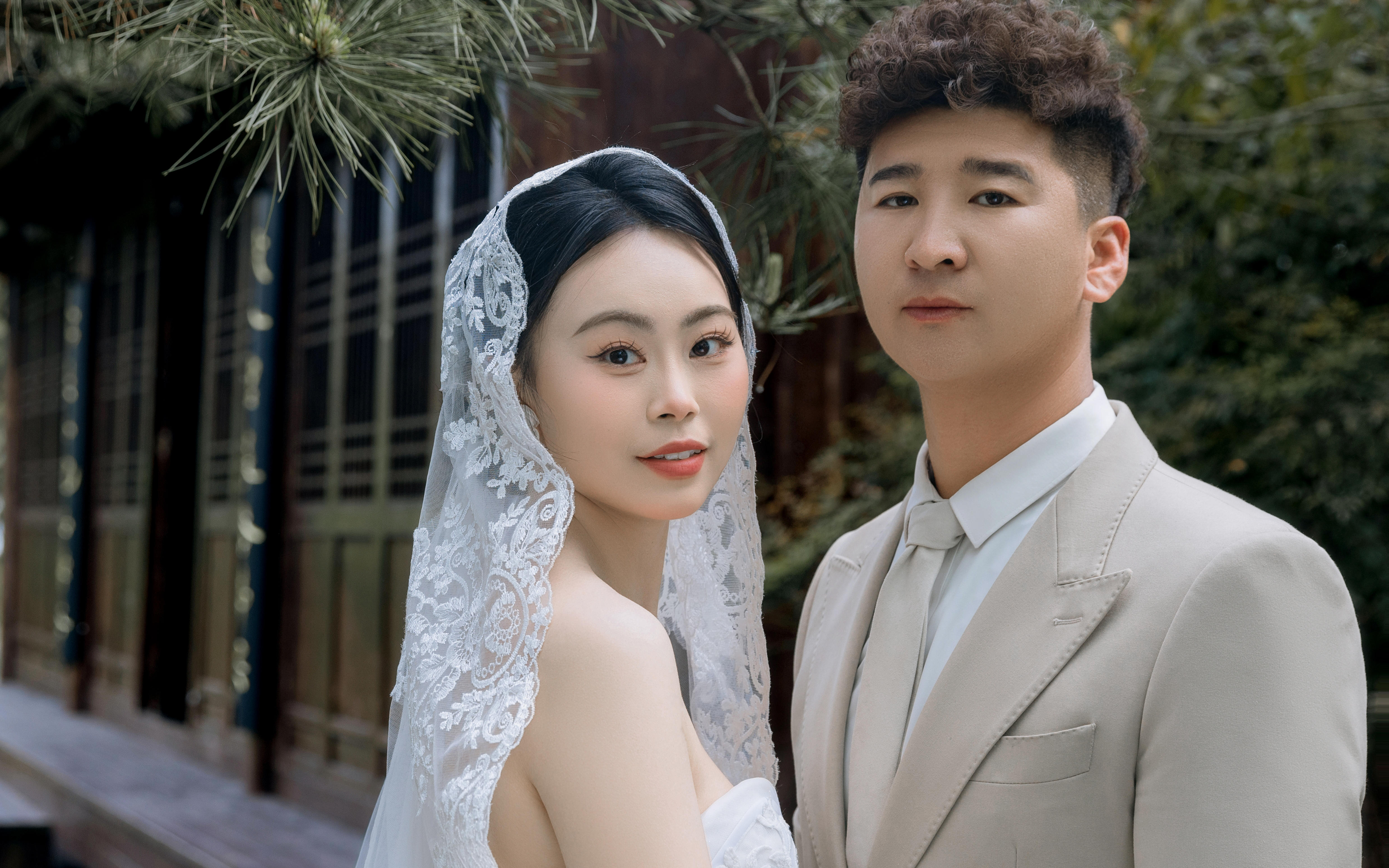 春天婚纱客照分享-梦先生&孙小姐的新中式园林婚沙