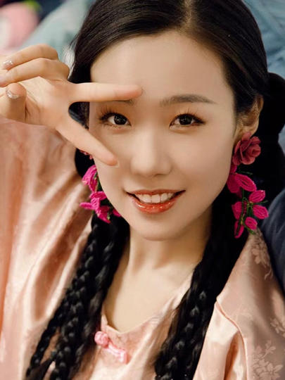 简约中式造型  俏皮可爱