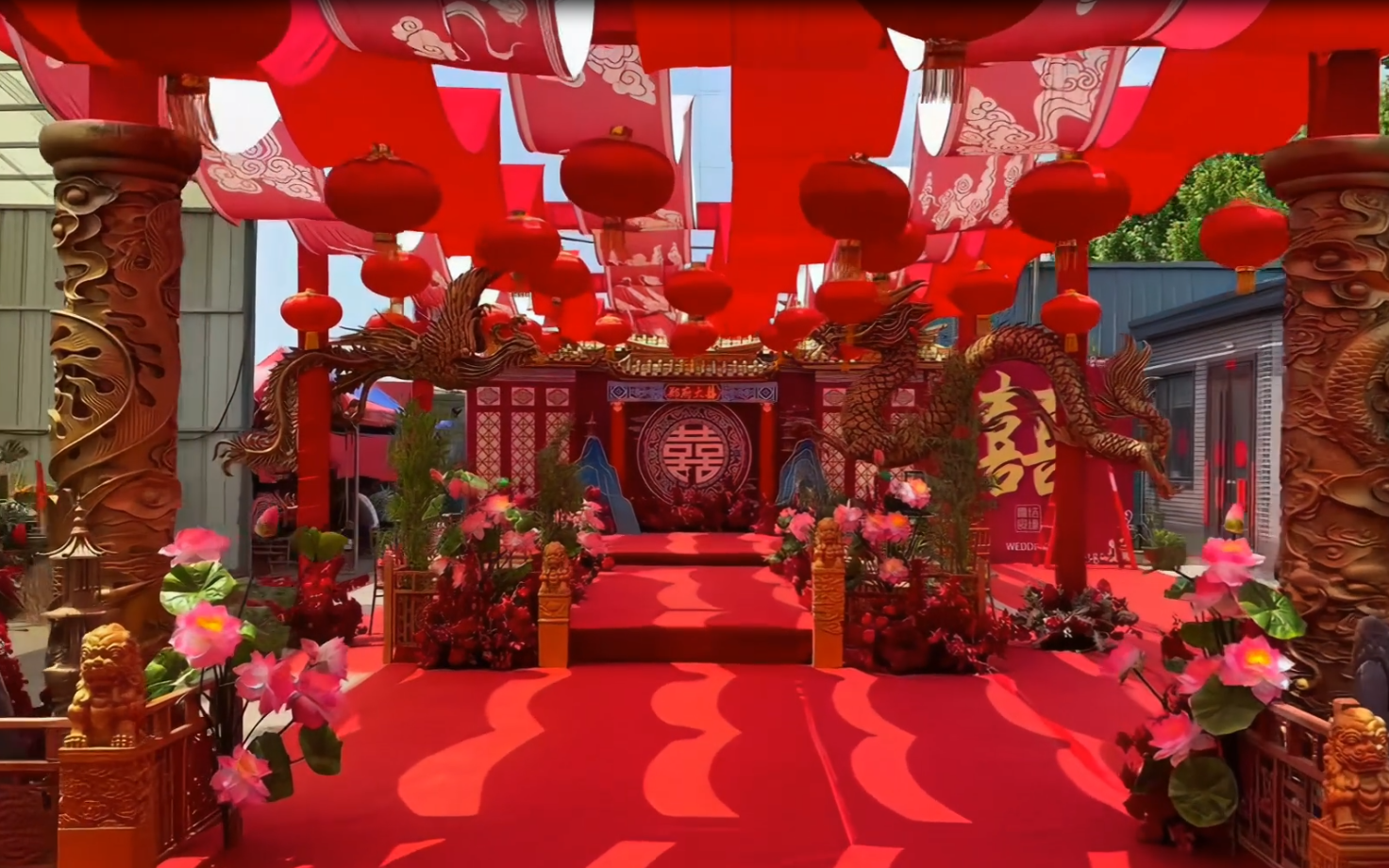 戶外庭院長廊中式龍鳳婚禮