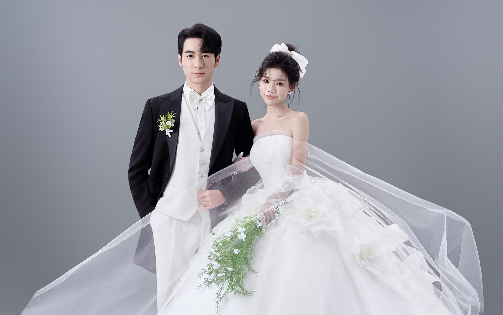 ?? 高級(jí)感拉滿的婚紗照，每一幀都像電影定格