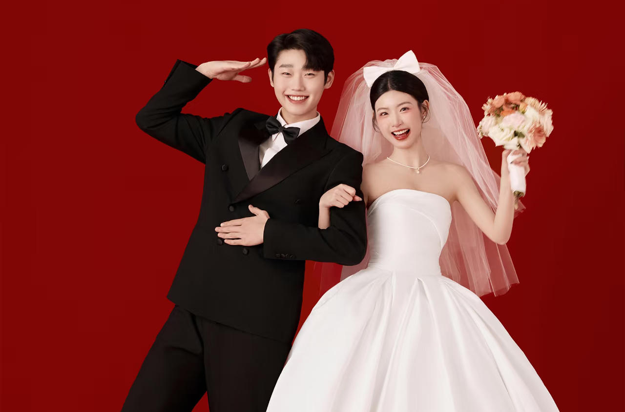 【優(yōu)格】出片率超高的甜蜜紅底喜嫁風婚紗照