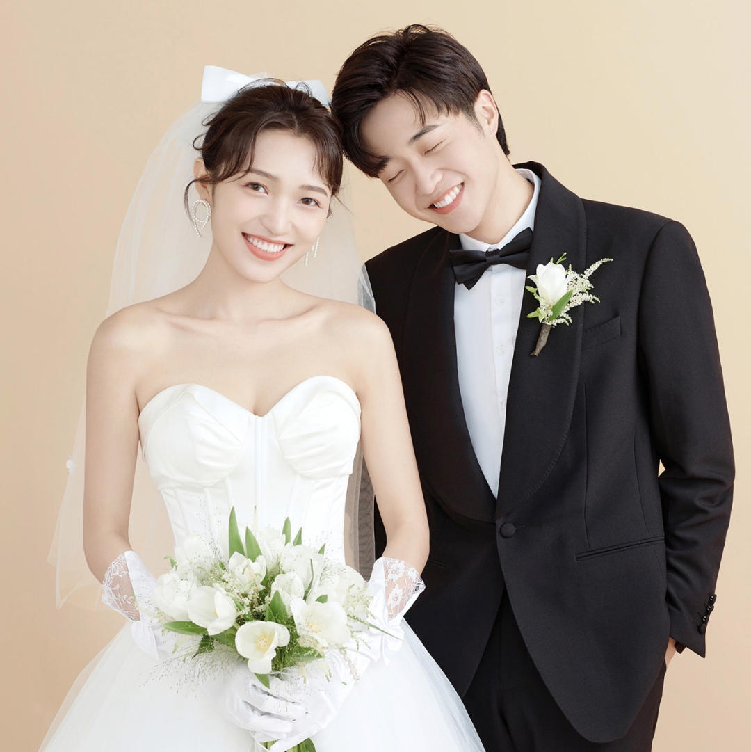 刷爆朋友圈的 甜美 婚纱照