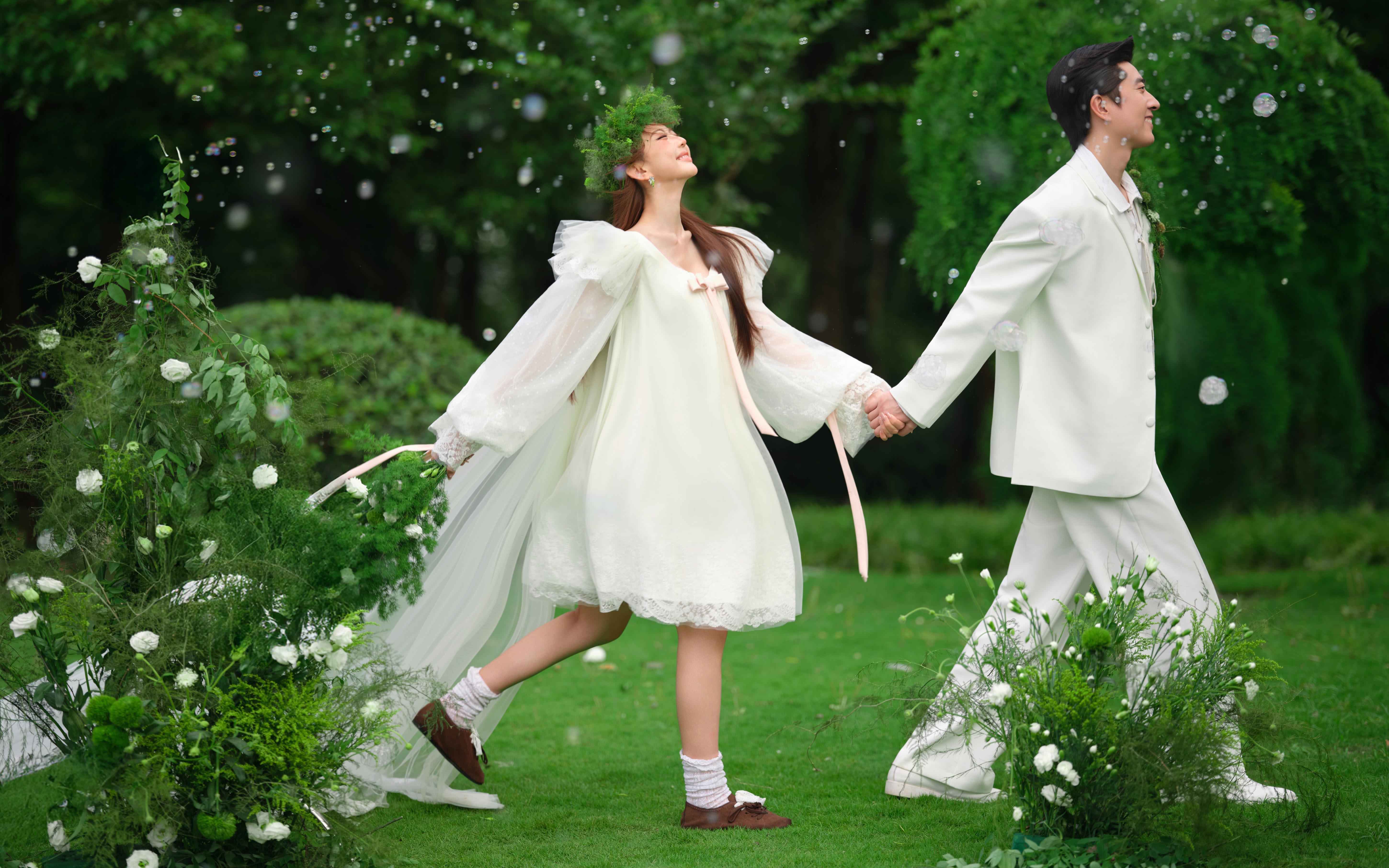 相爱白首/氧气清新暴击的森系风婚纱照