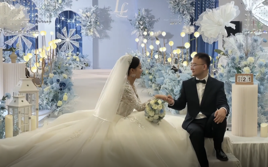 俏佳人-小预算蓝色简约小场婚礼