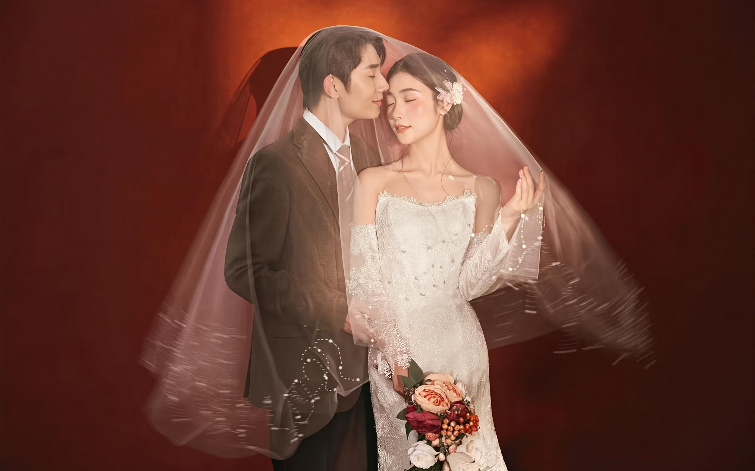 紅底復(fù)古美學(xué) 高級(jí)感拉滿