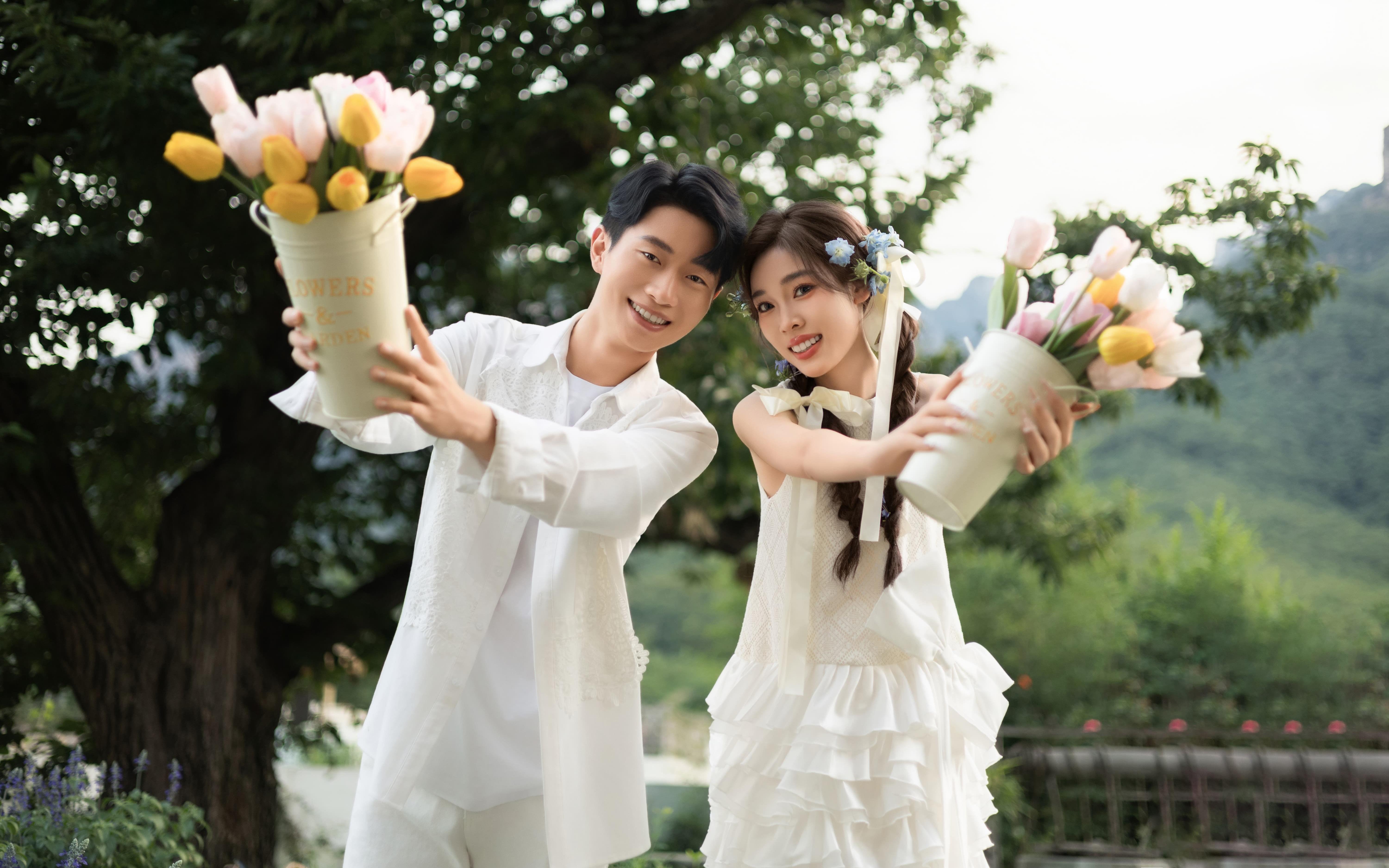 纯客片丨超爱松弛好玩的韩式街拍婚纱照