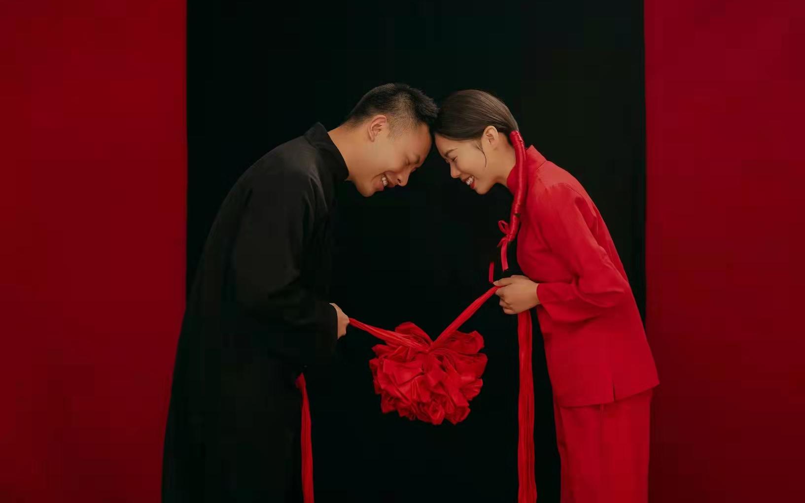 施华洛婚纱&内景复古喜嫁婚纱照