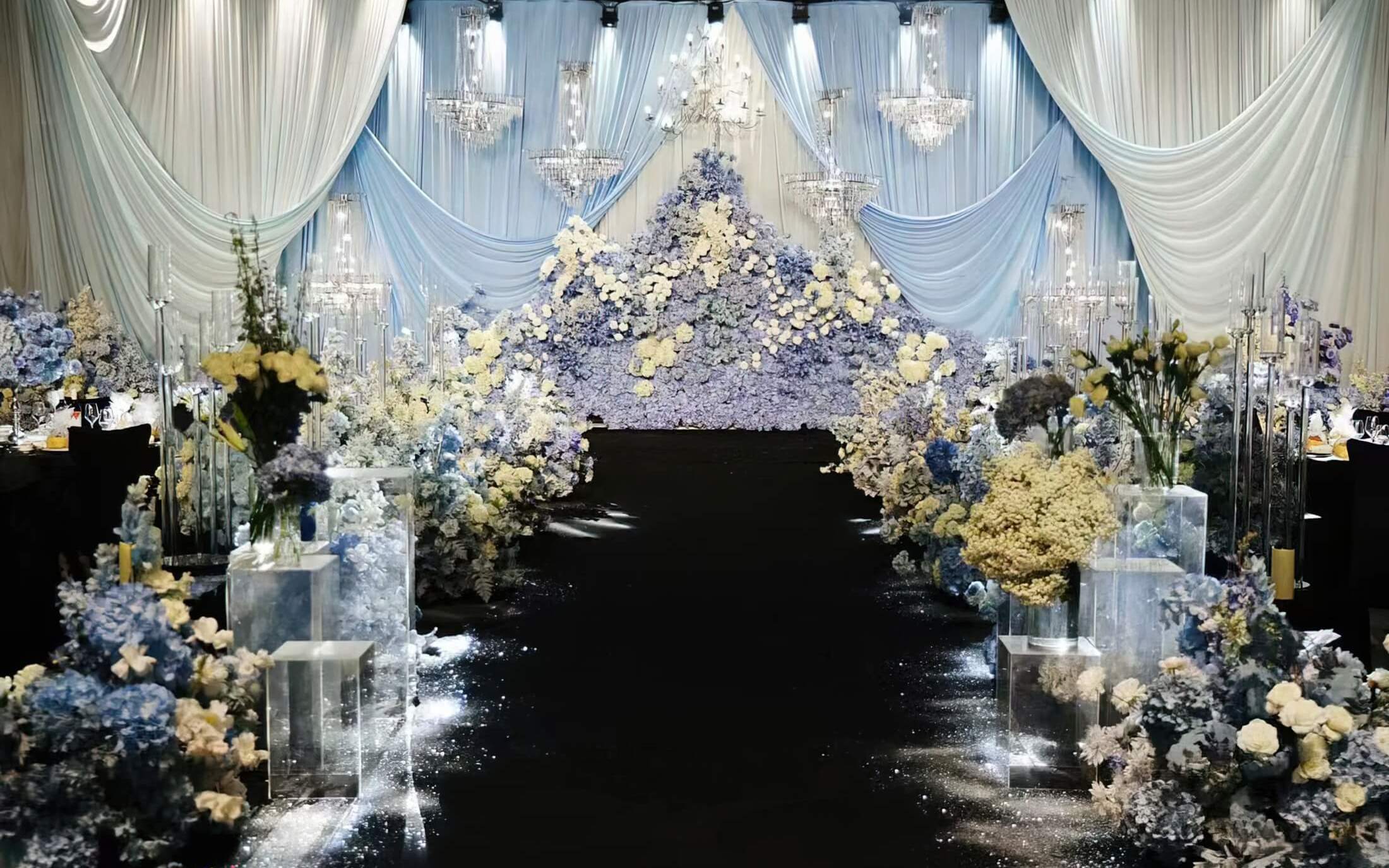 藍(lán)色布?；▔Ω呒?jí)感婚禮