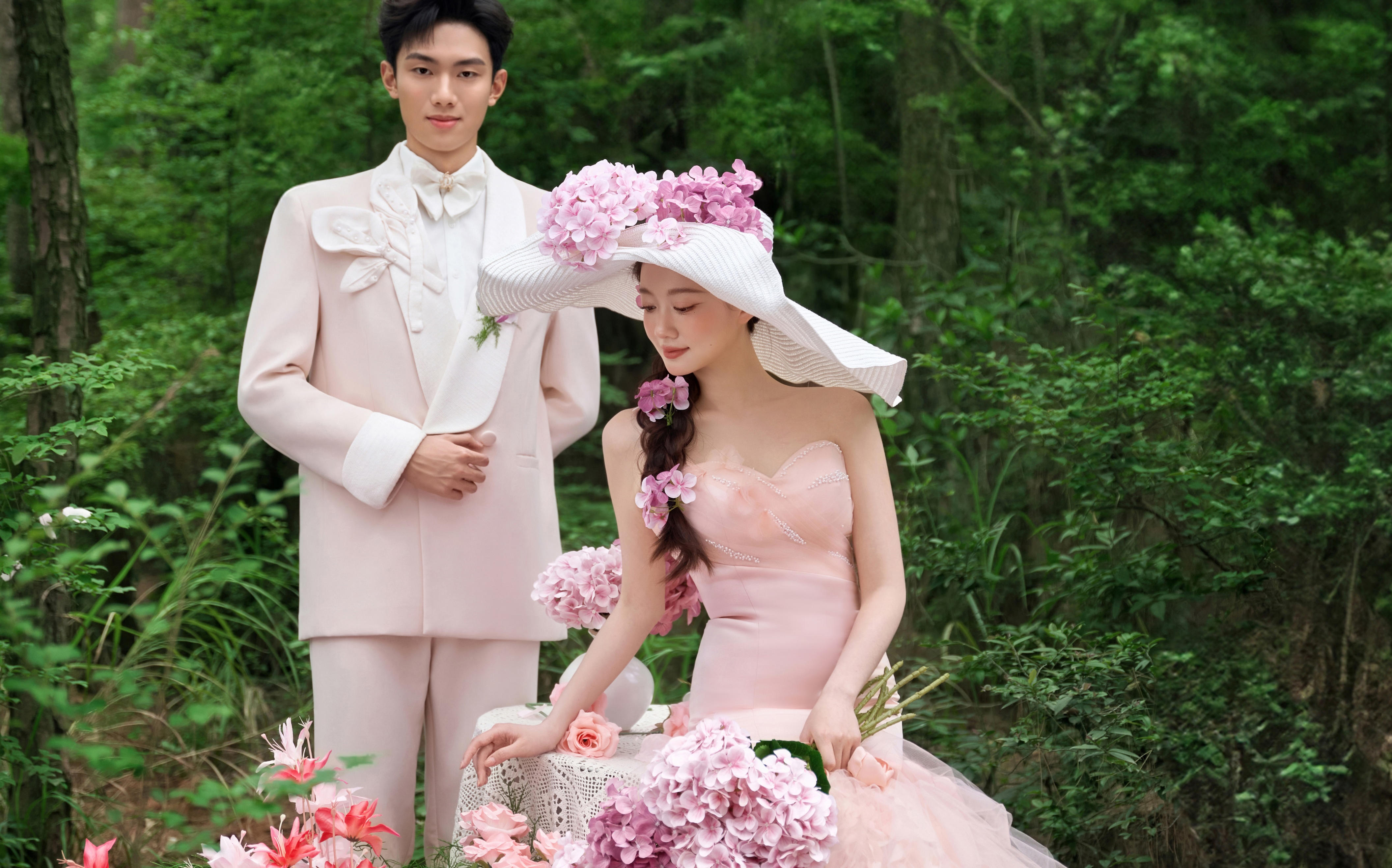 法式復(fù)古婚照｜ 定格溫柔又靈動的午后時光