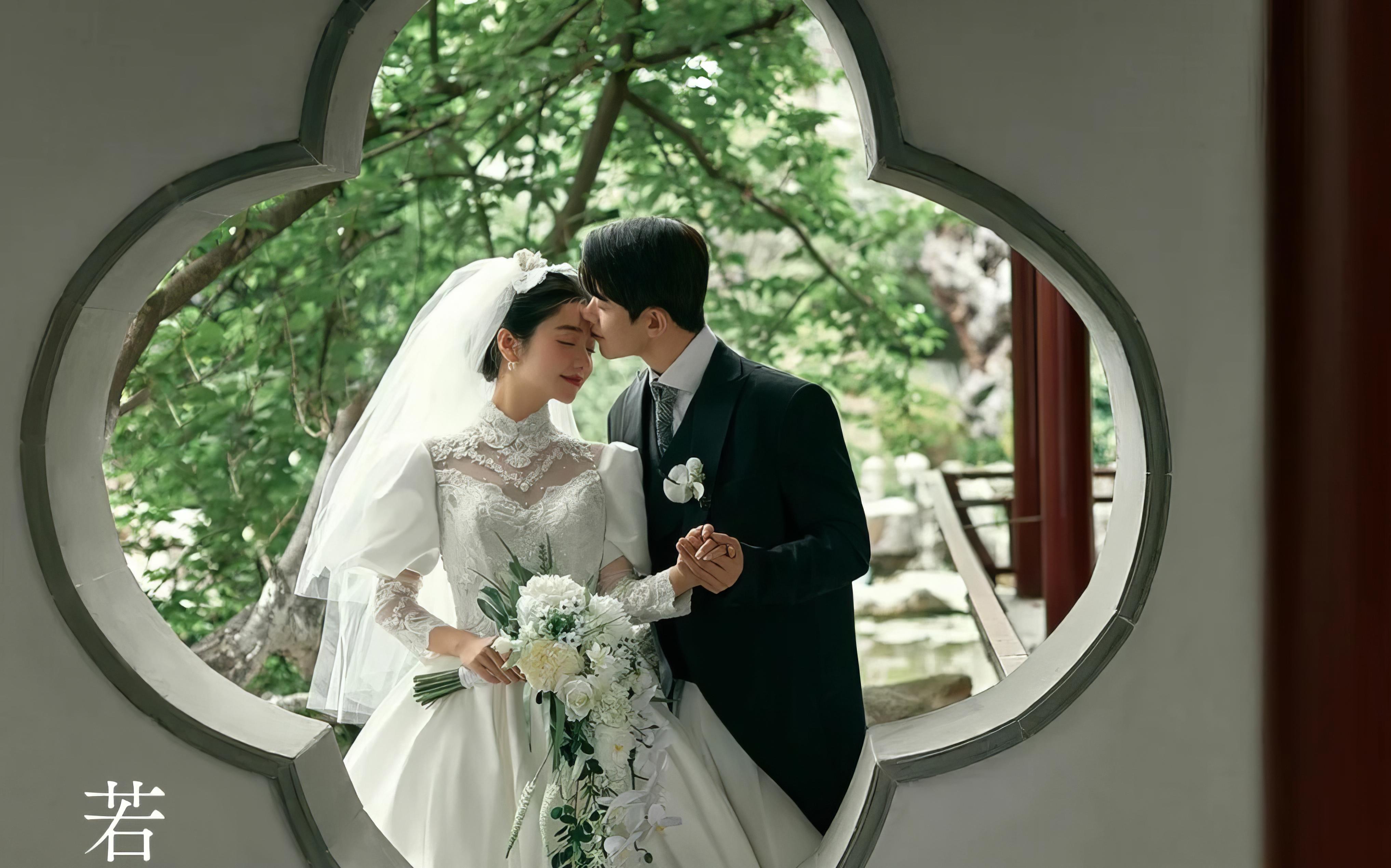 中式园林婚纱照，典雅唯美的爱情诗篇