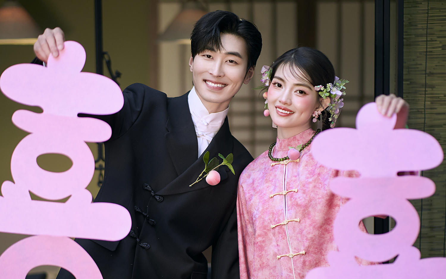 家有喜事兒??粉桃造型太乖巧啦??