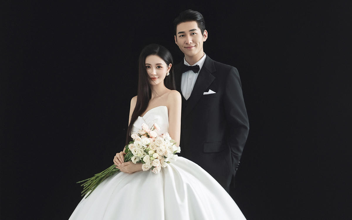 爱与时光的盛装