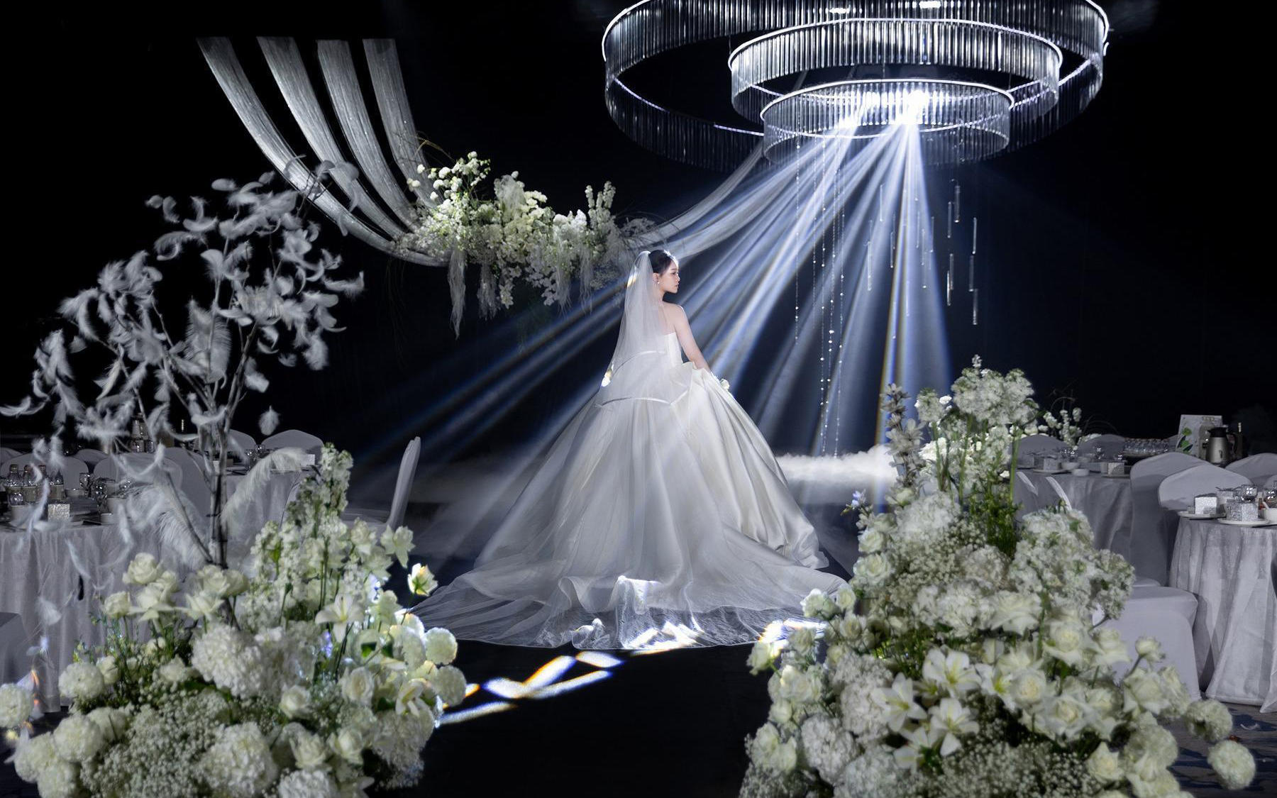 清雅如花，纯粹简致