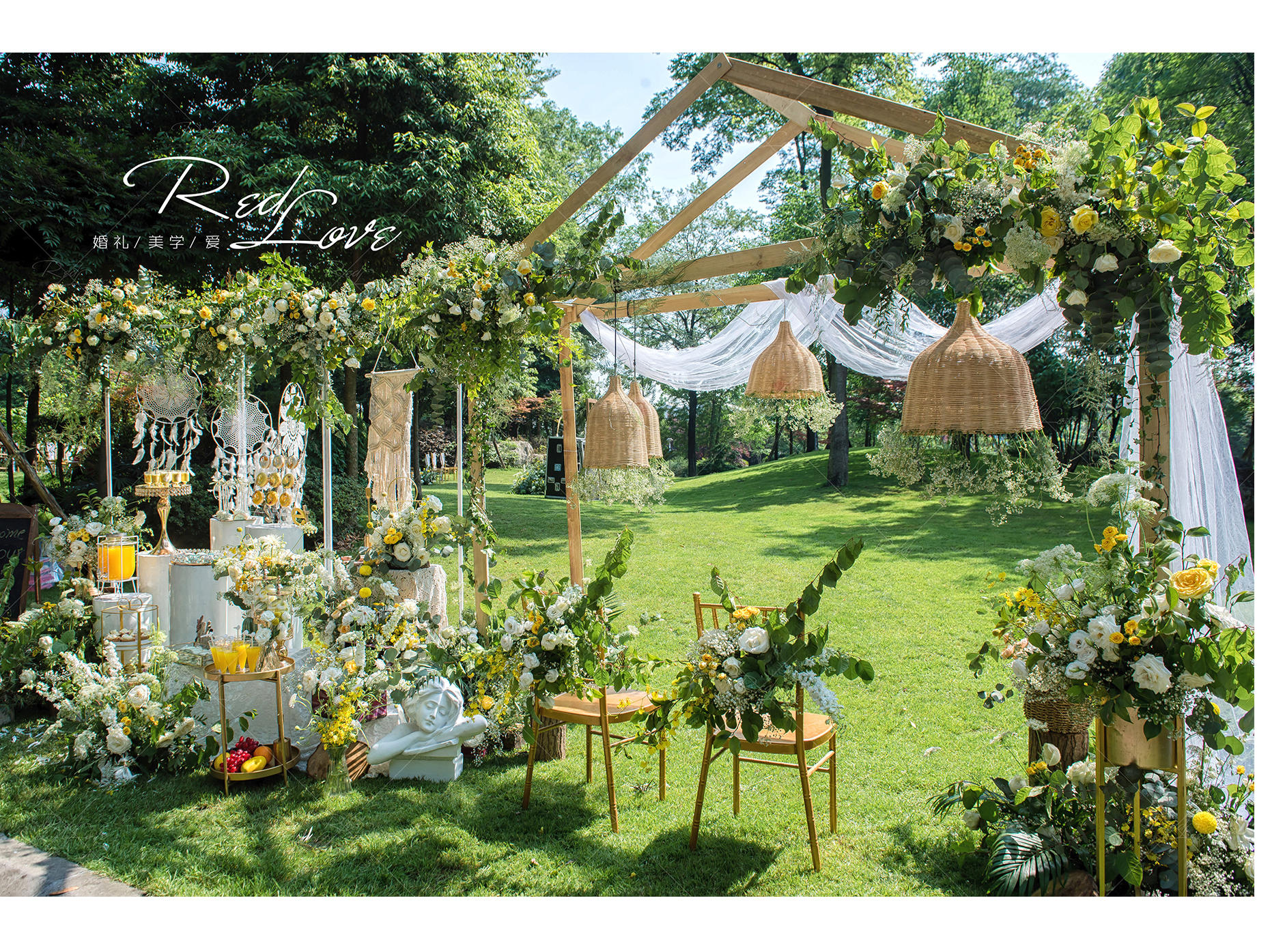 「红豆树婚礼」全鲜花活泼户外婚礼