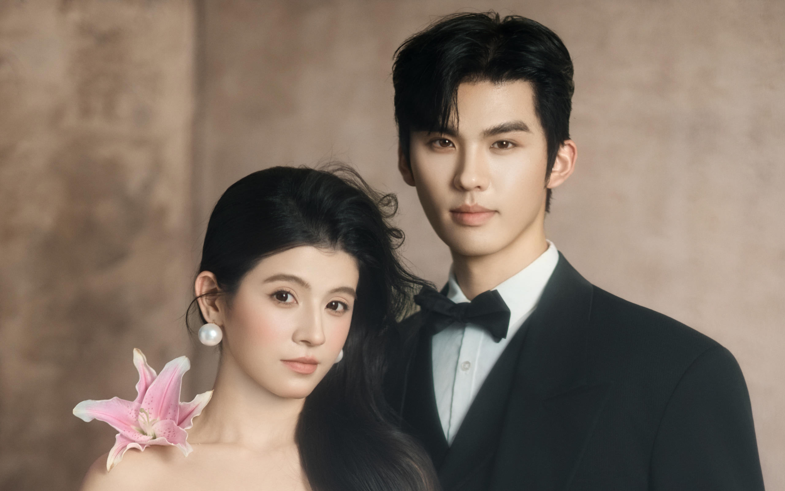 法式光影婚纱照，幸福在此刻具象化