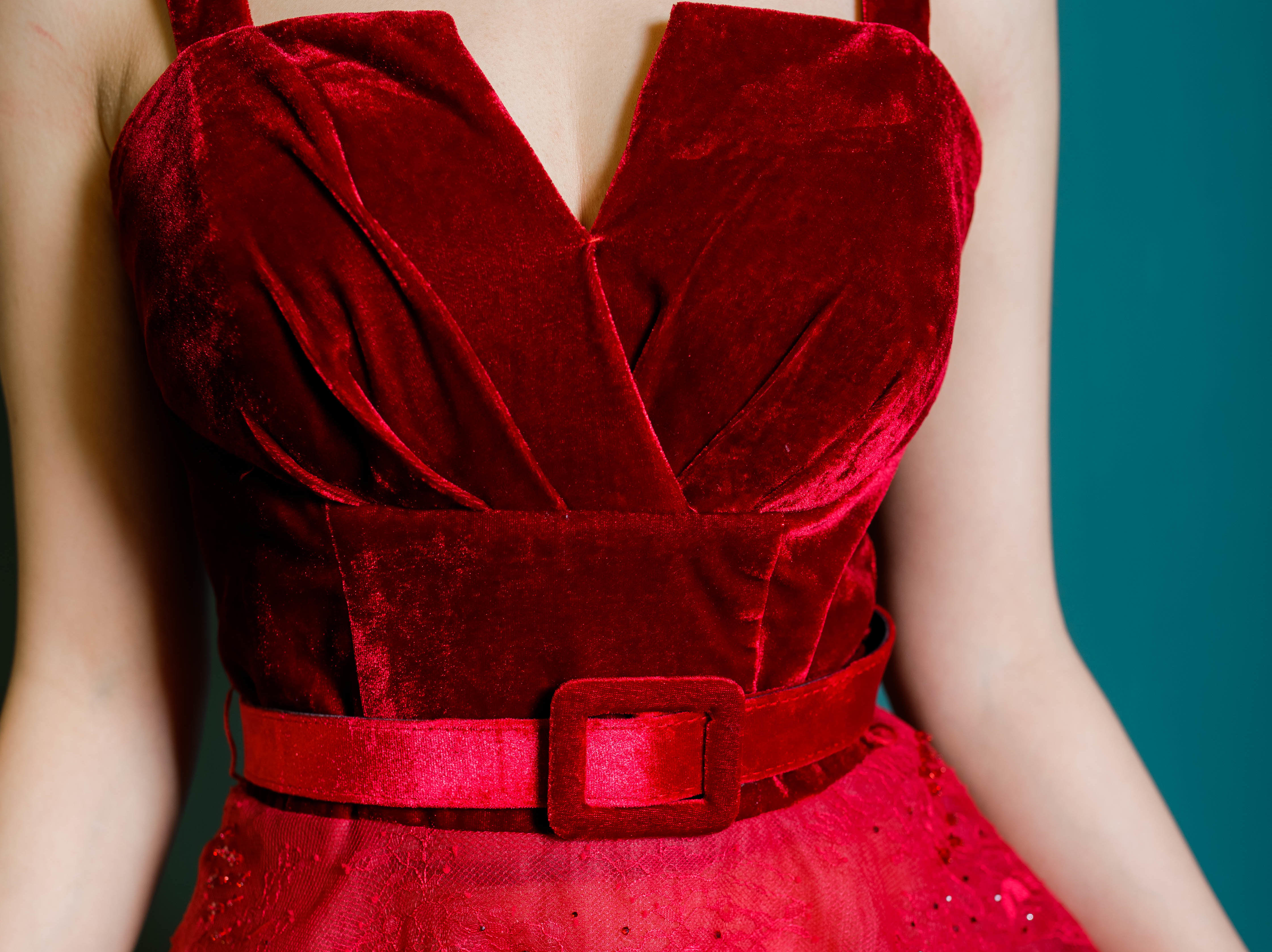 【超值租赁】3件套租赁 满3000送灰姑娘水晶鞋