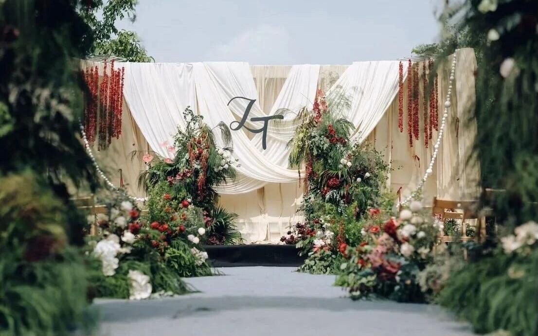 紅白大氣高級感家宴