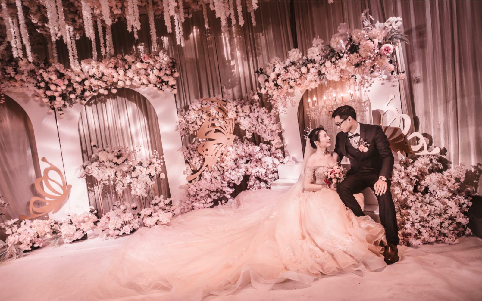 超高性价比——优雅粉色系婚礼