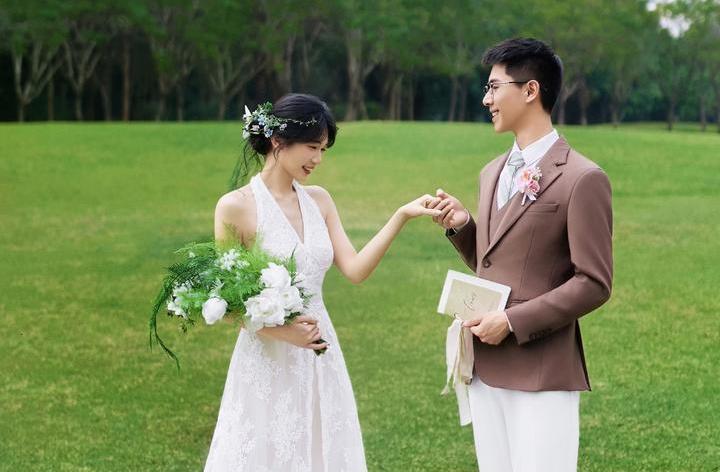 又幸福了！拍到了初恋感满分的森系婚纱照🍃