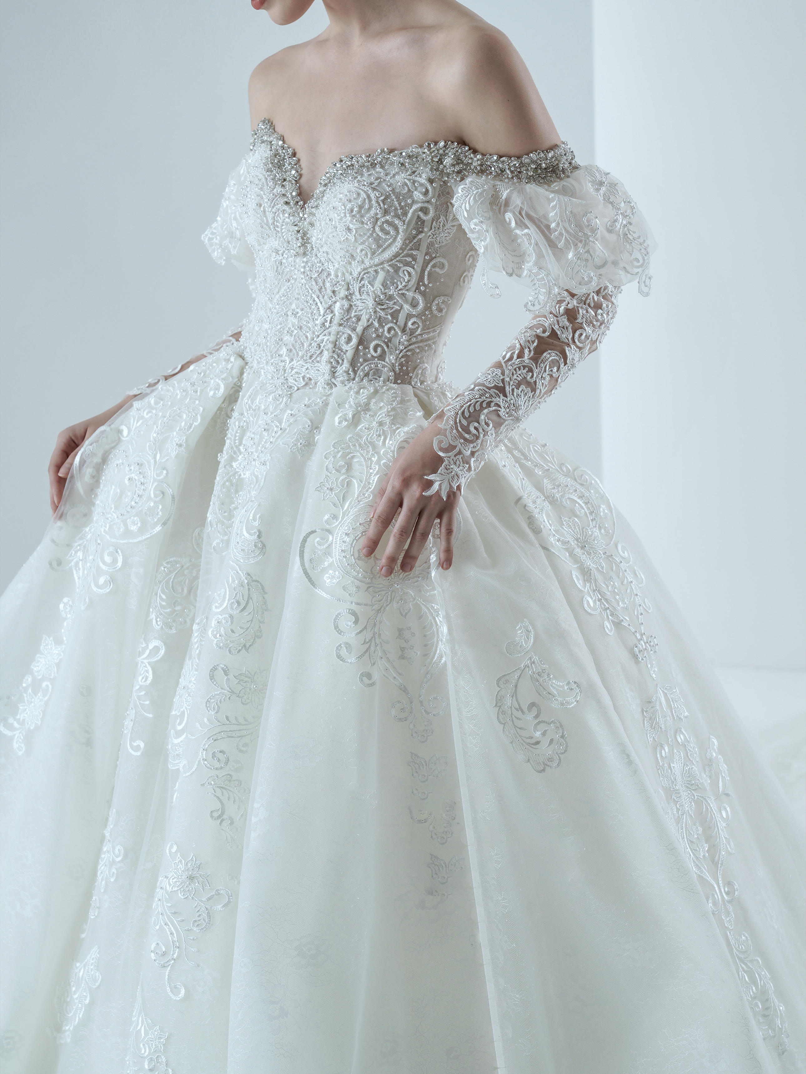 送全天跟妆  主纱+中式+敬酒服 送伴娘服