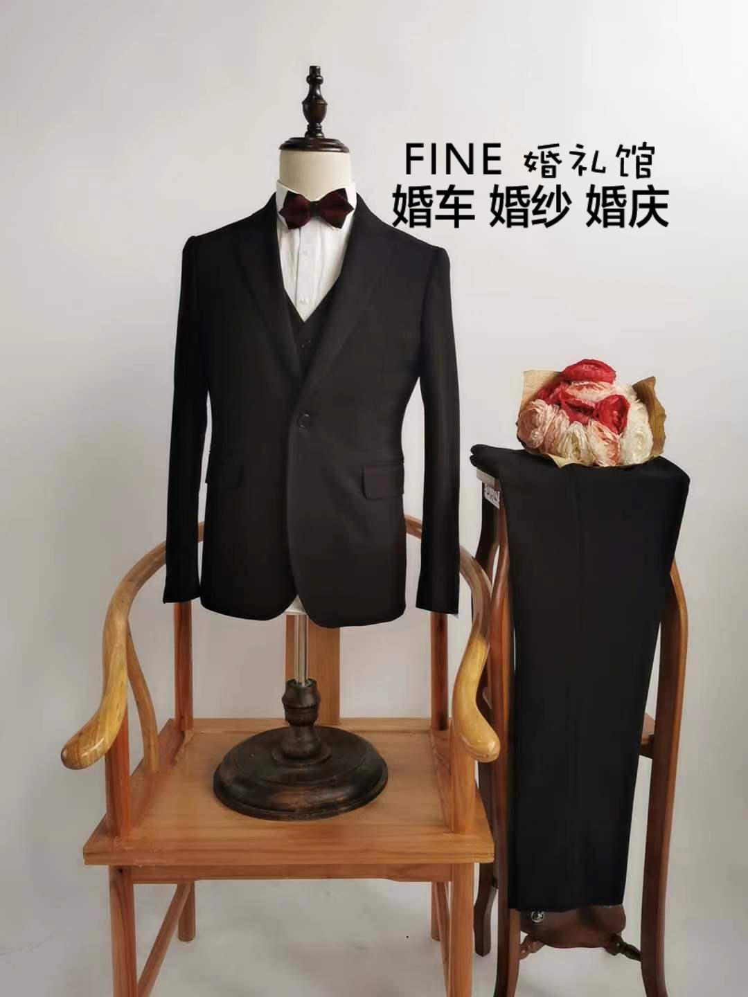 伴郎服