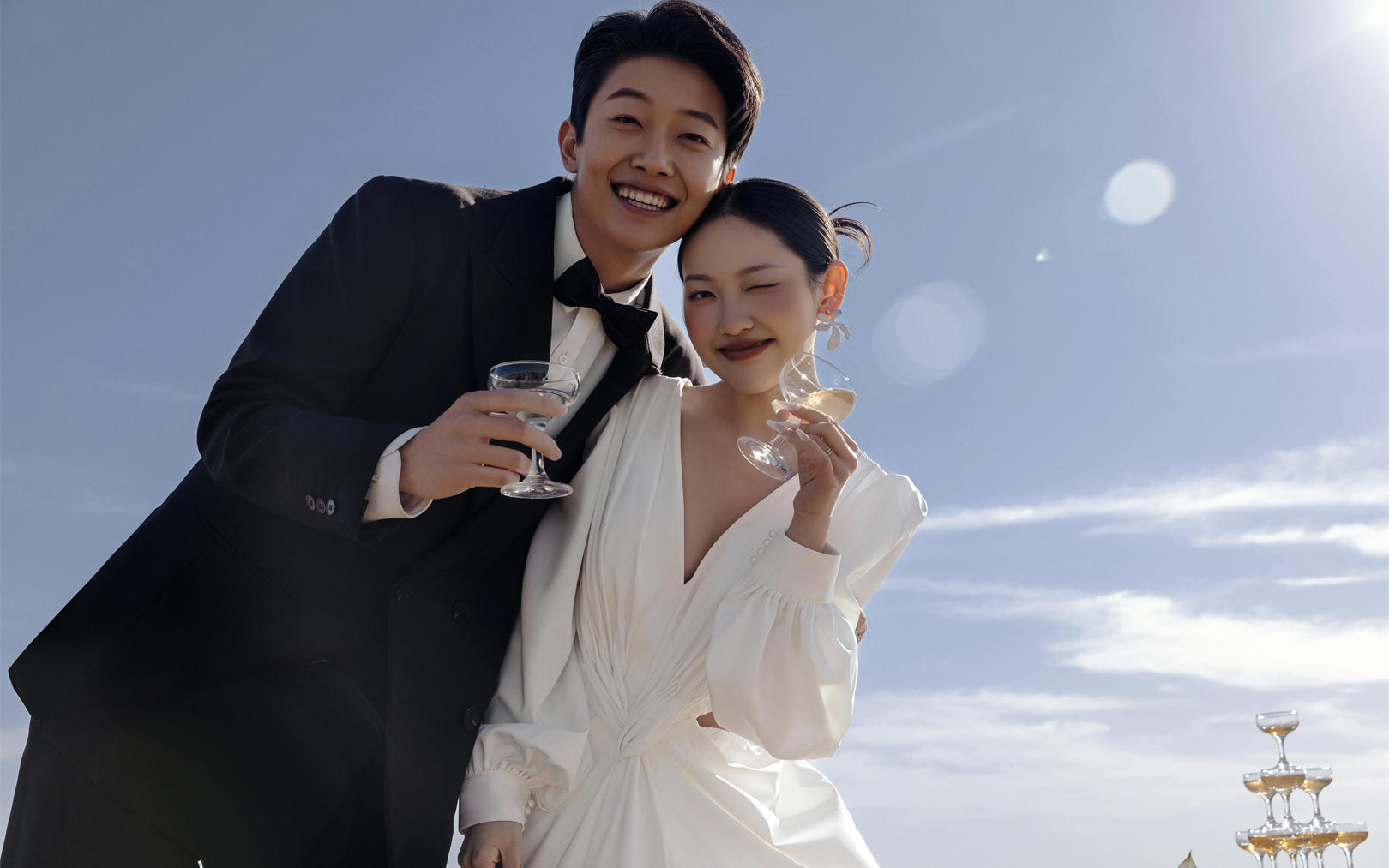 创意自由感海景婚纱照