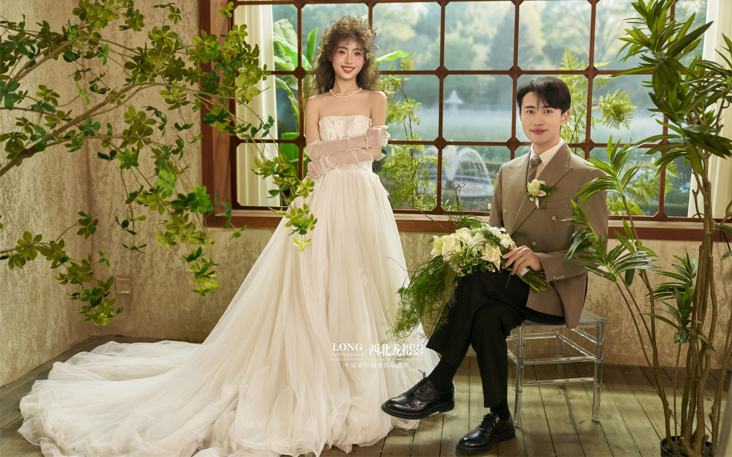 法式氛围感婚纱照💞花房里邂逅的浪漫篇章~