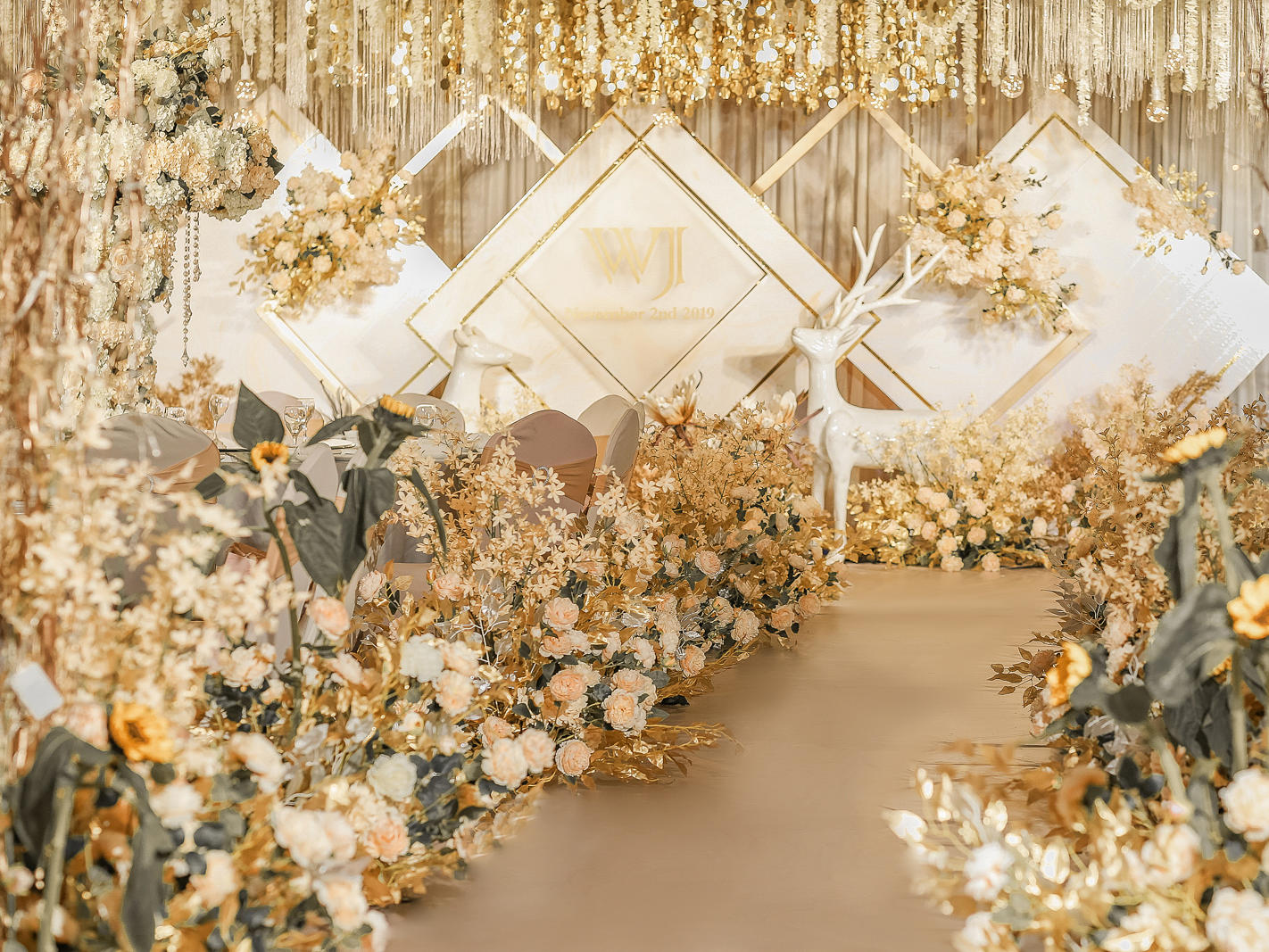 【花时间婚礼】饱满舞台送司仪摄像