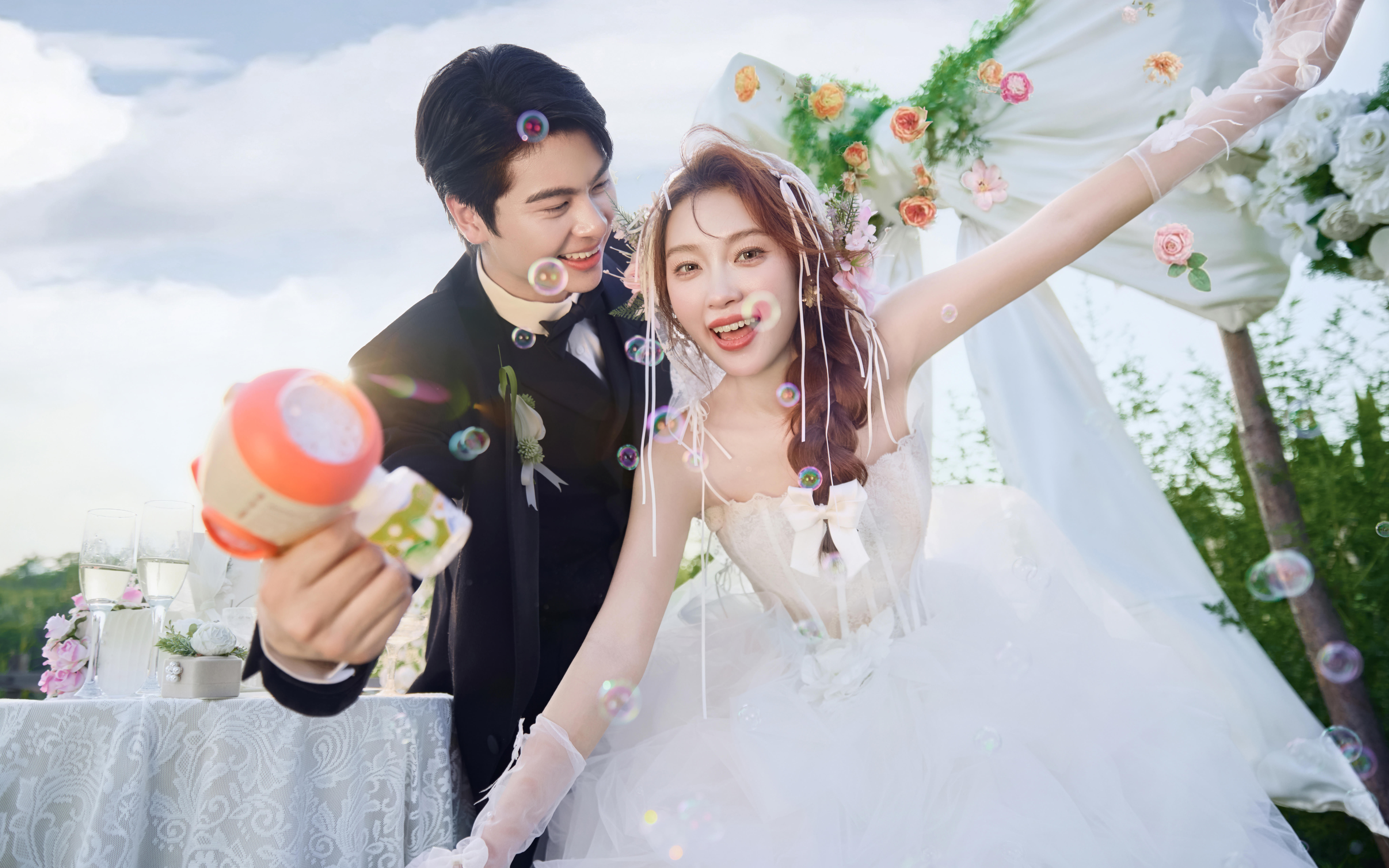 目的地婚礼婚纱照，属于年轻人的爱情仪式感