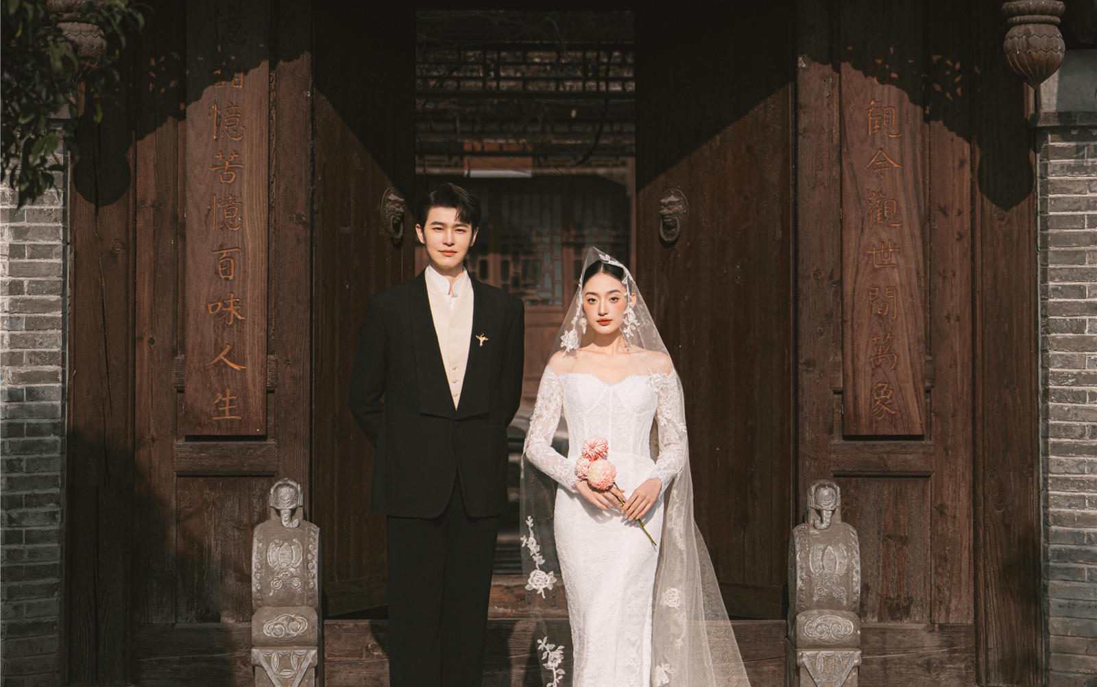 东方古韵🕊️西式浪漫｜中式庭院里的婚纱照