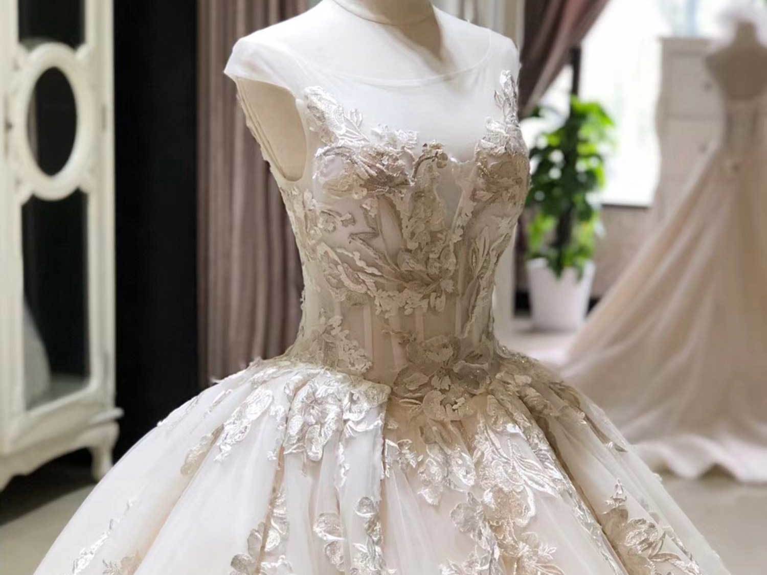 【人气爆款】ღ主婚纱租赁ღ完美呈现ღ见证你的美