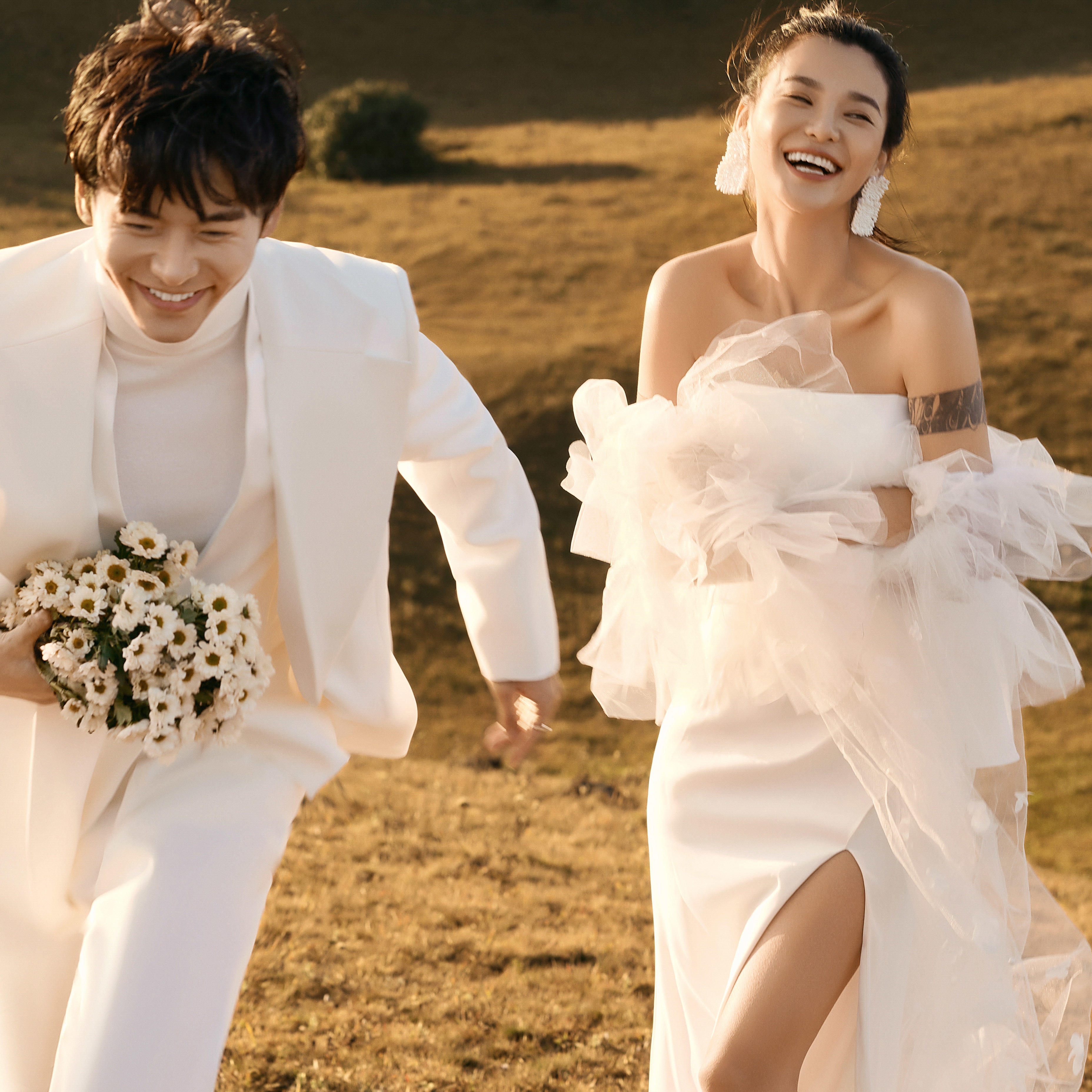 【三城任选】大理/丽江/三亚一价全包送定制婚纱照