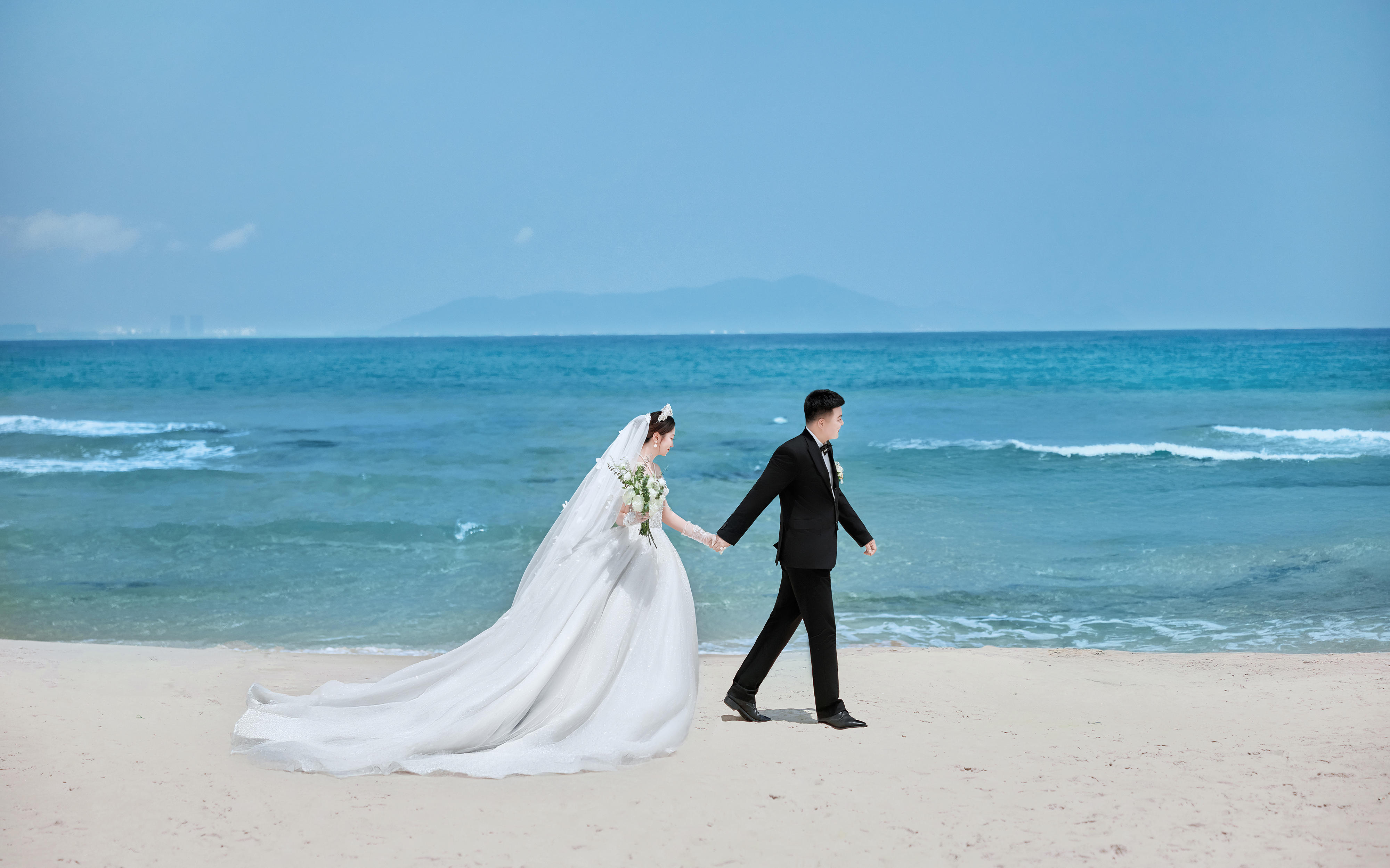 三亚婚纱照在海边我们的誓言被浪花写成诗