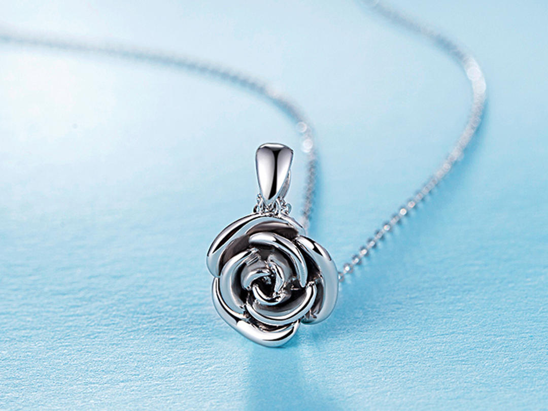 pt950铂金玫瑰花款吊坠